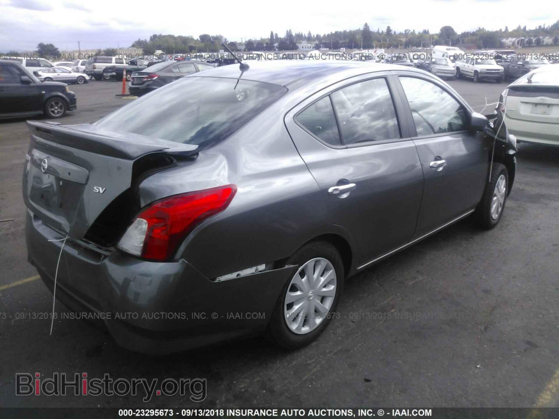 2017 Nissan Versa - VIN: 3N1CN7AP3HL840617 - Фото 4