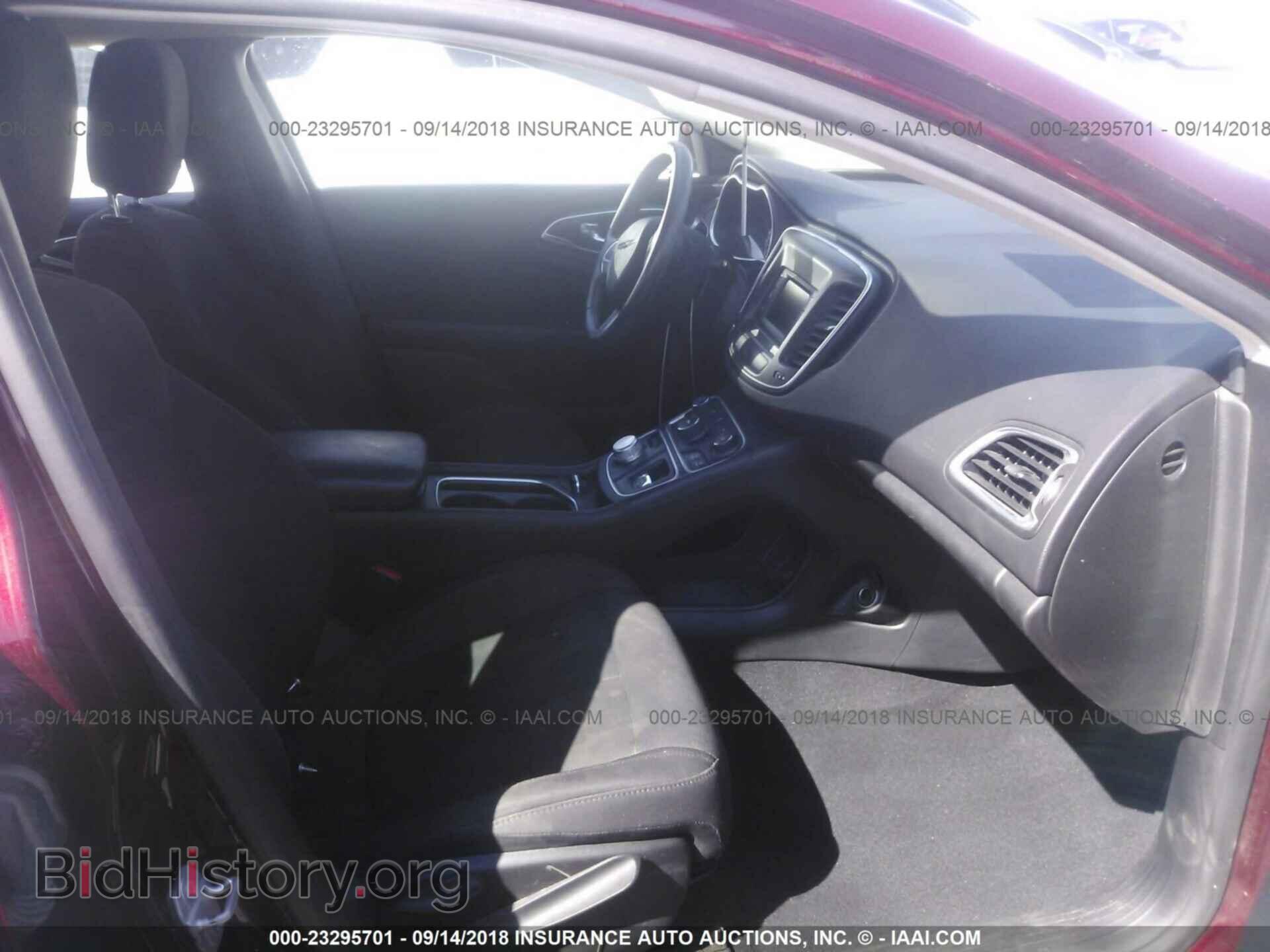 2015 Chrysler 200 - VIN: 1C3CCCAB4FN657776 - Фото 5