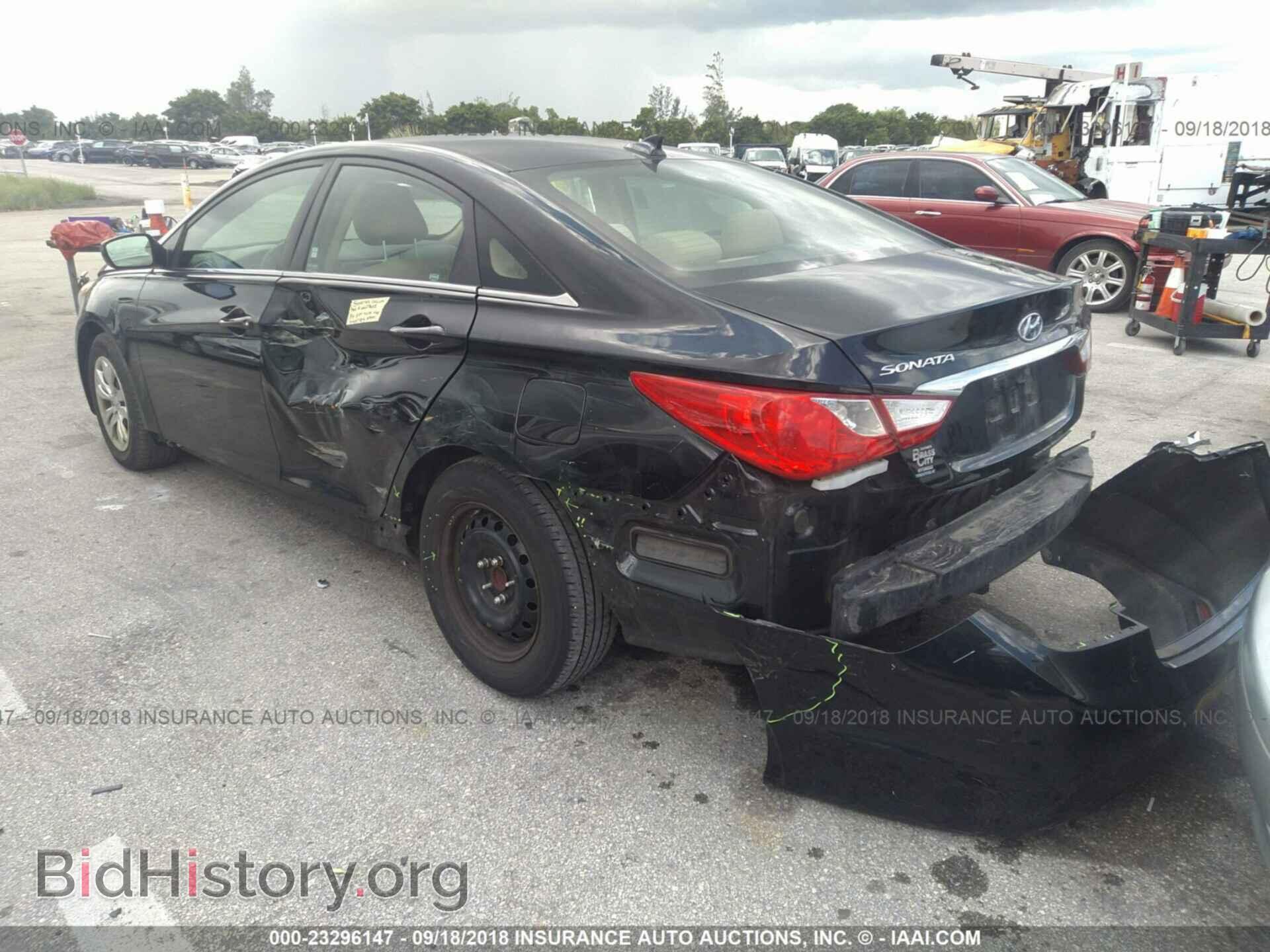 2012 Hyundai Sonata - VIN: 5NPEB4AC0CH432353 - Фото 3