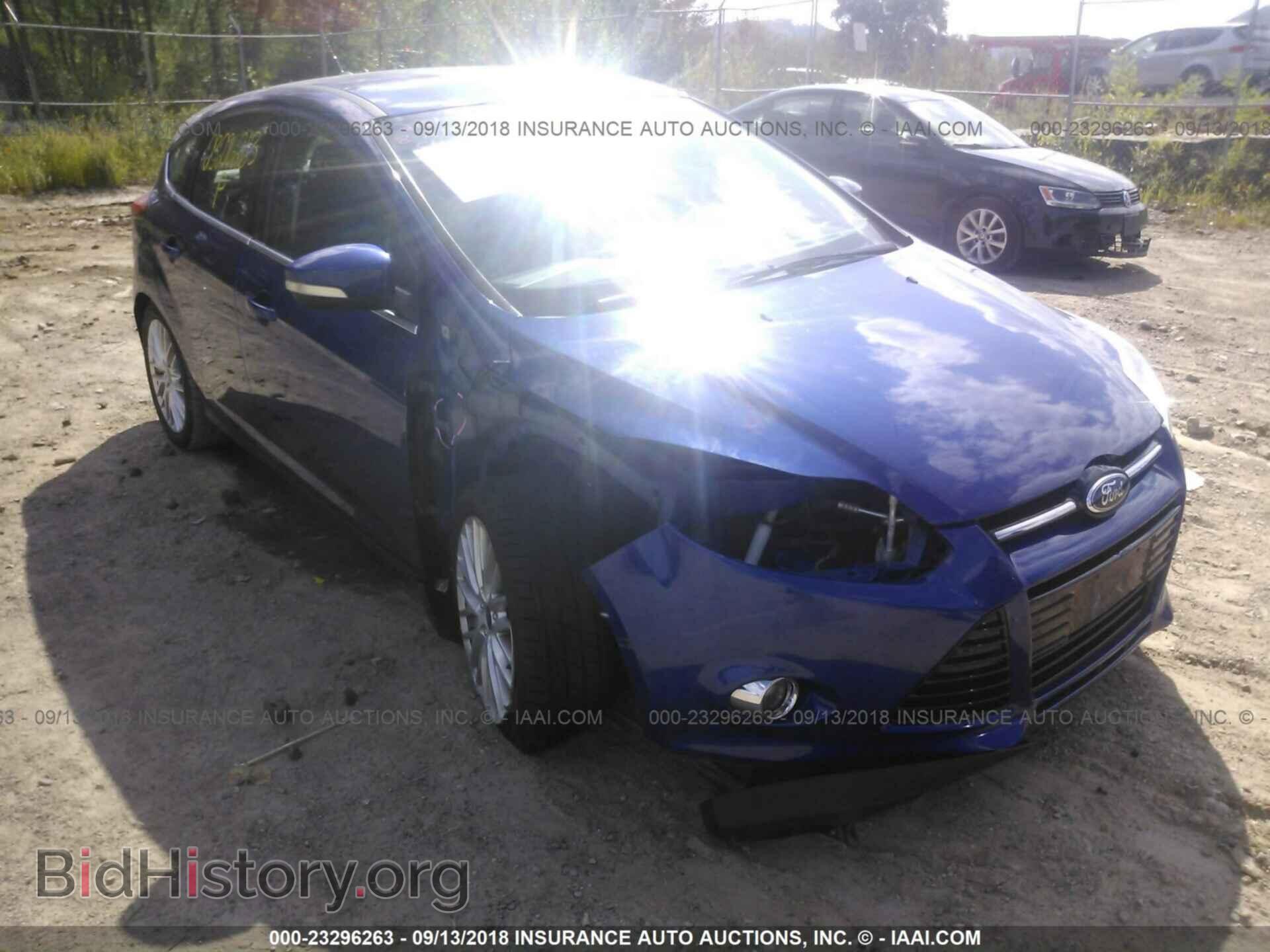 Фотография 1FAHP3M21CL477072 - Ford Focus 2012