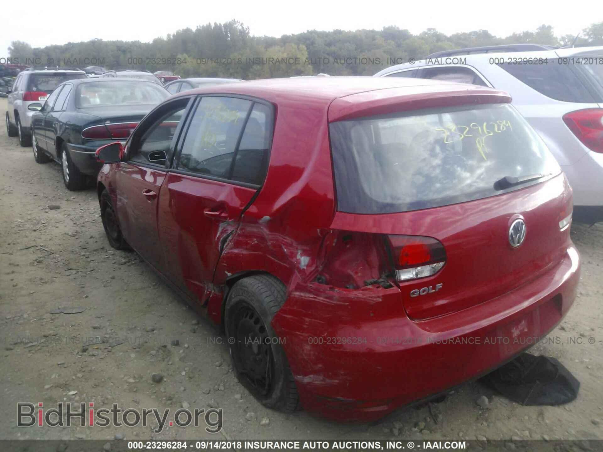 2013 Volkswagen Golf - VIN: WVWDB7AJ1DW138323 - Фото 3