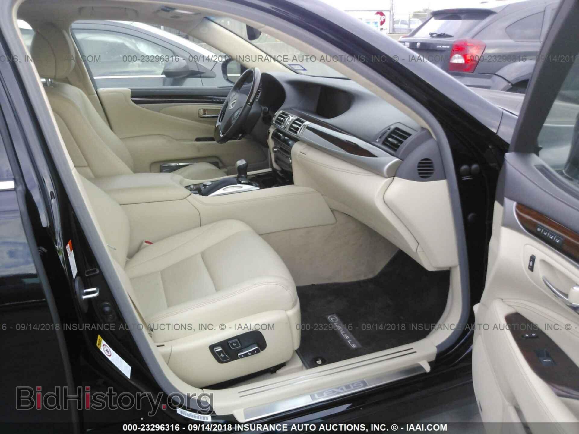2016 Lexus Ls - VIN: JTHBL5EF2G5139021 - Photo 5