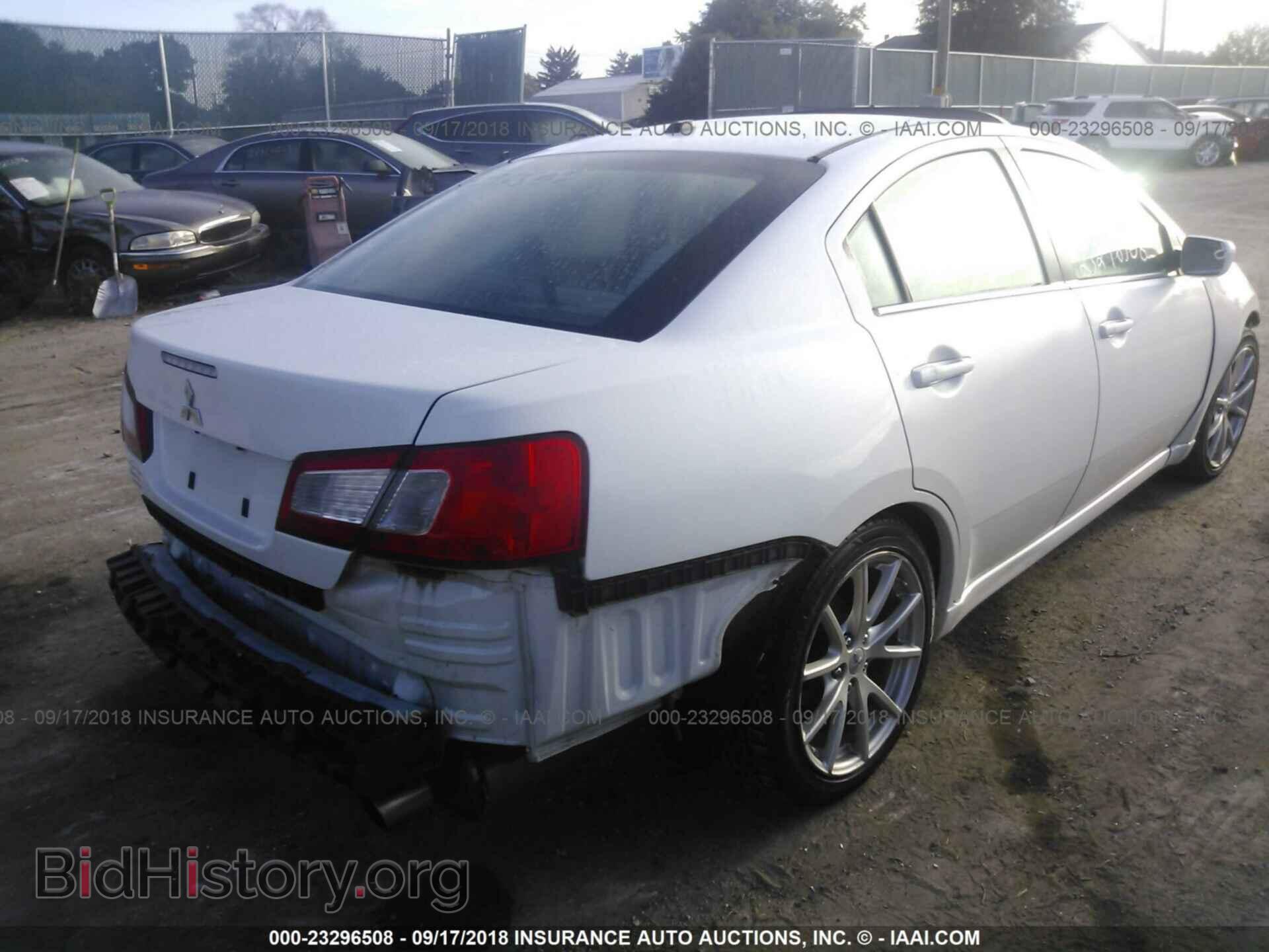 2011 Mitsubishi Galant - VIN: 4A32B3FF4BE014566 - Фото 4