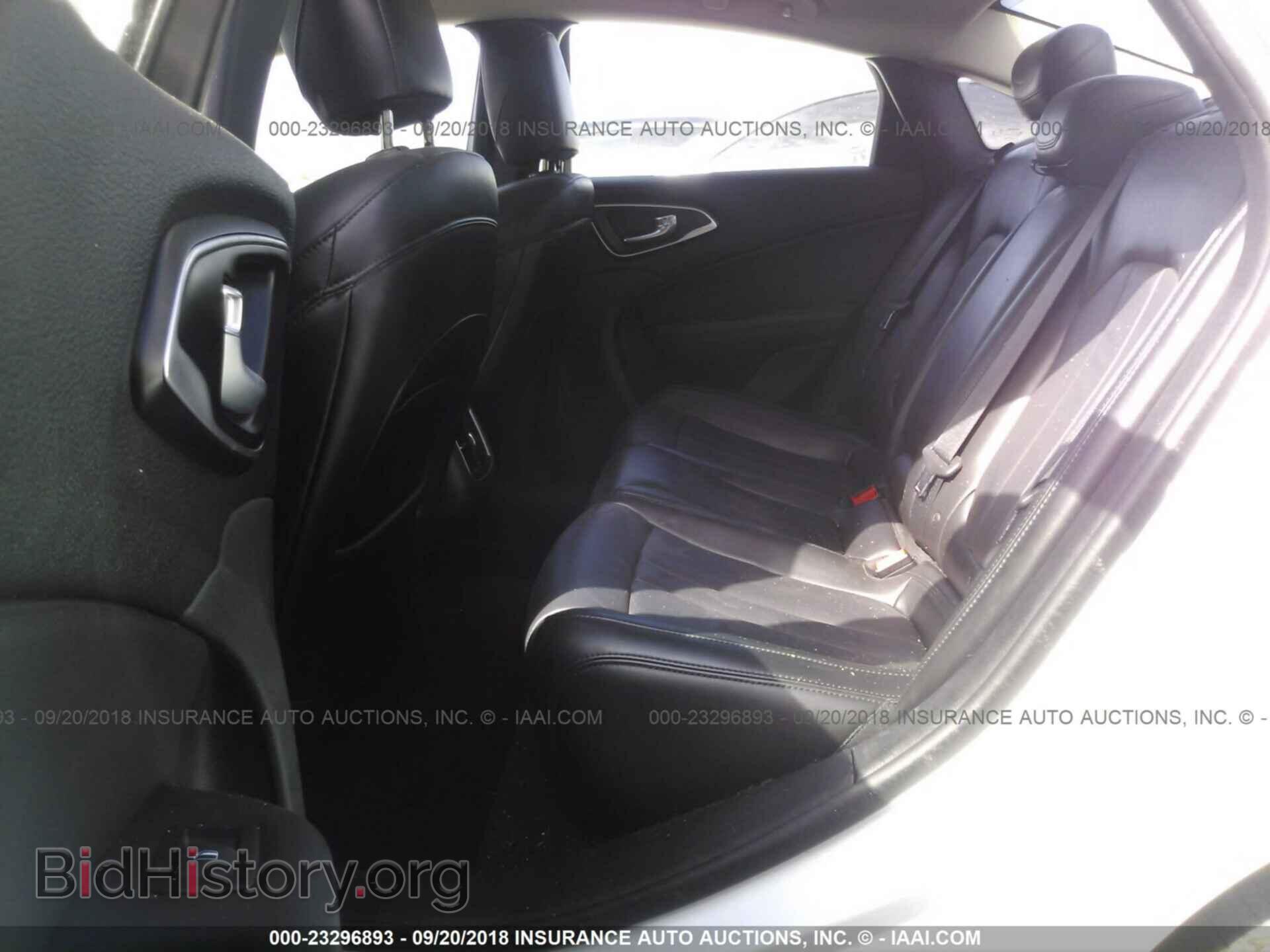 2016 Chrysler 200 - VIN: 1C3CCCAB5GN185038 - Фото 8