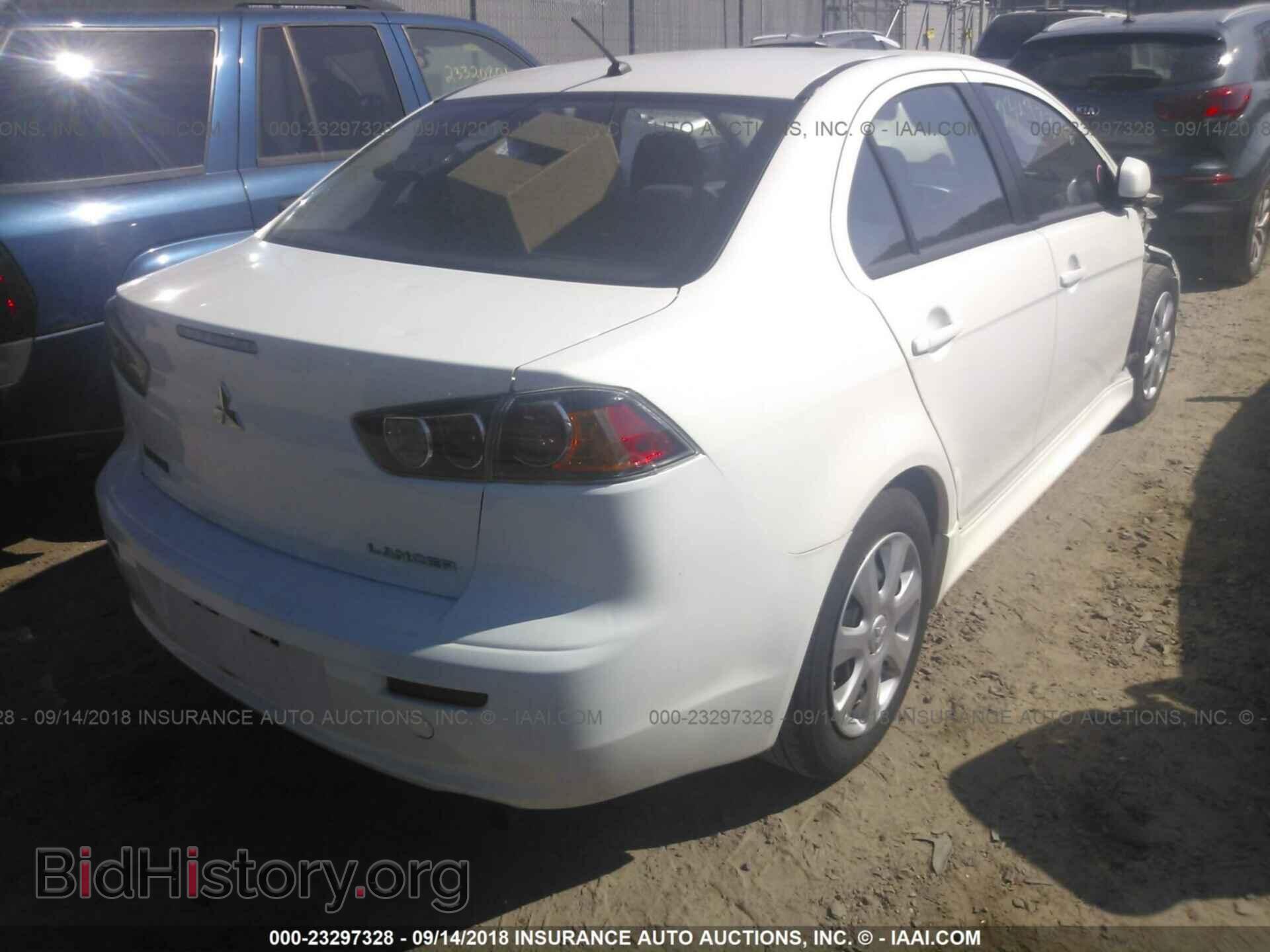2014 Mitsubishi Lancer - VIN: JA32U2FU1EU010313 - Фото 4