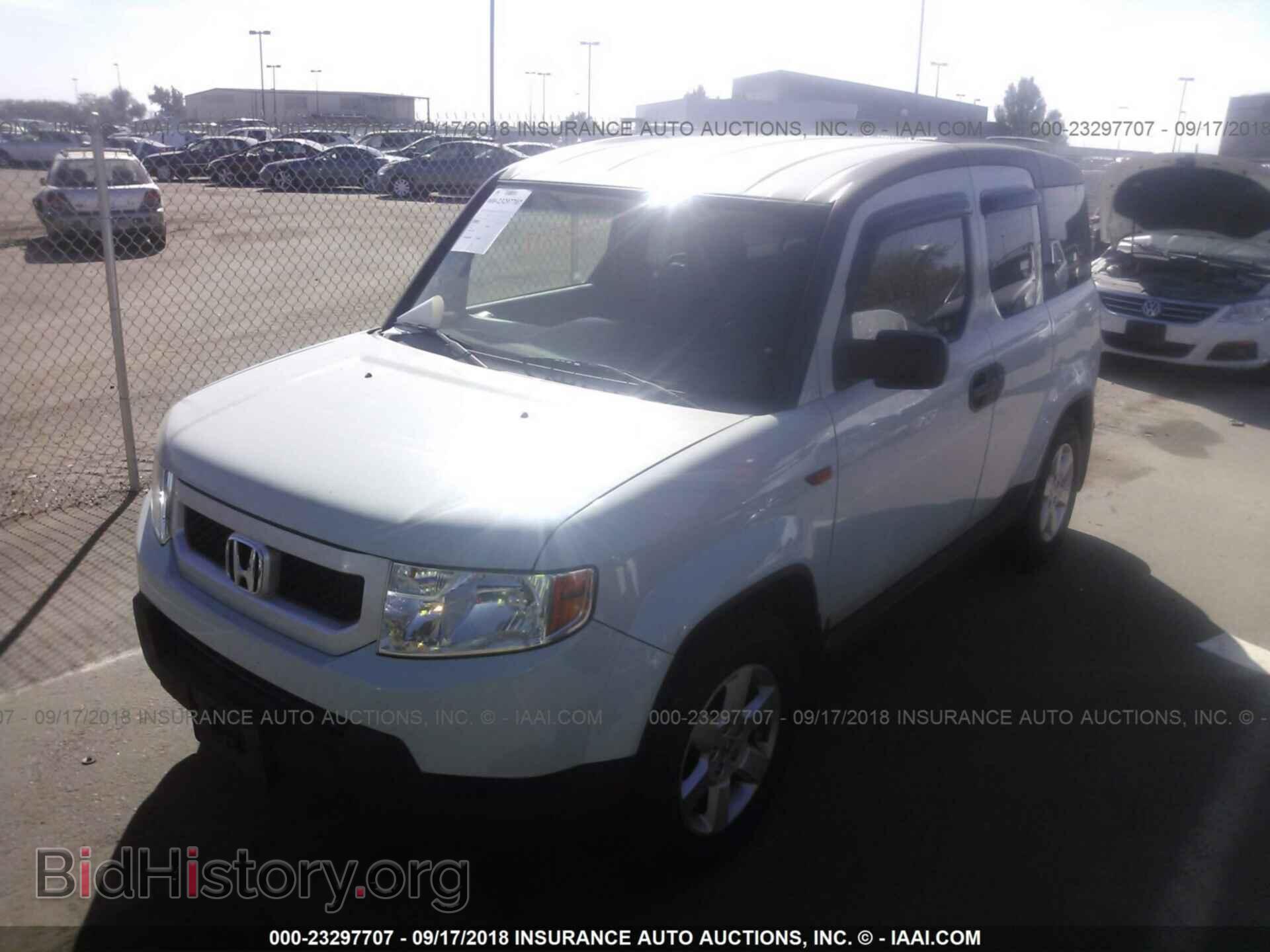 2011 Honda Element - VIN: 5J6YH2H7XBL004643 - Фото 2