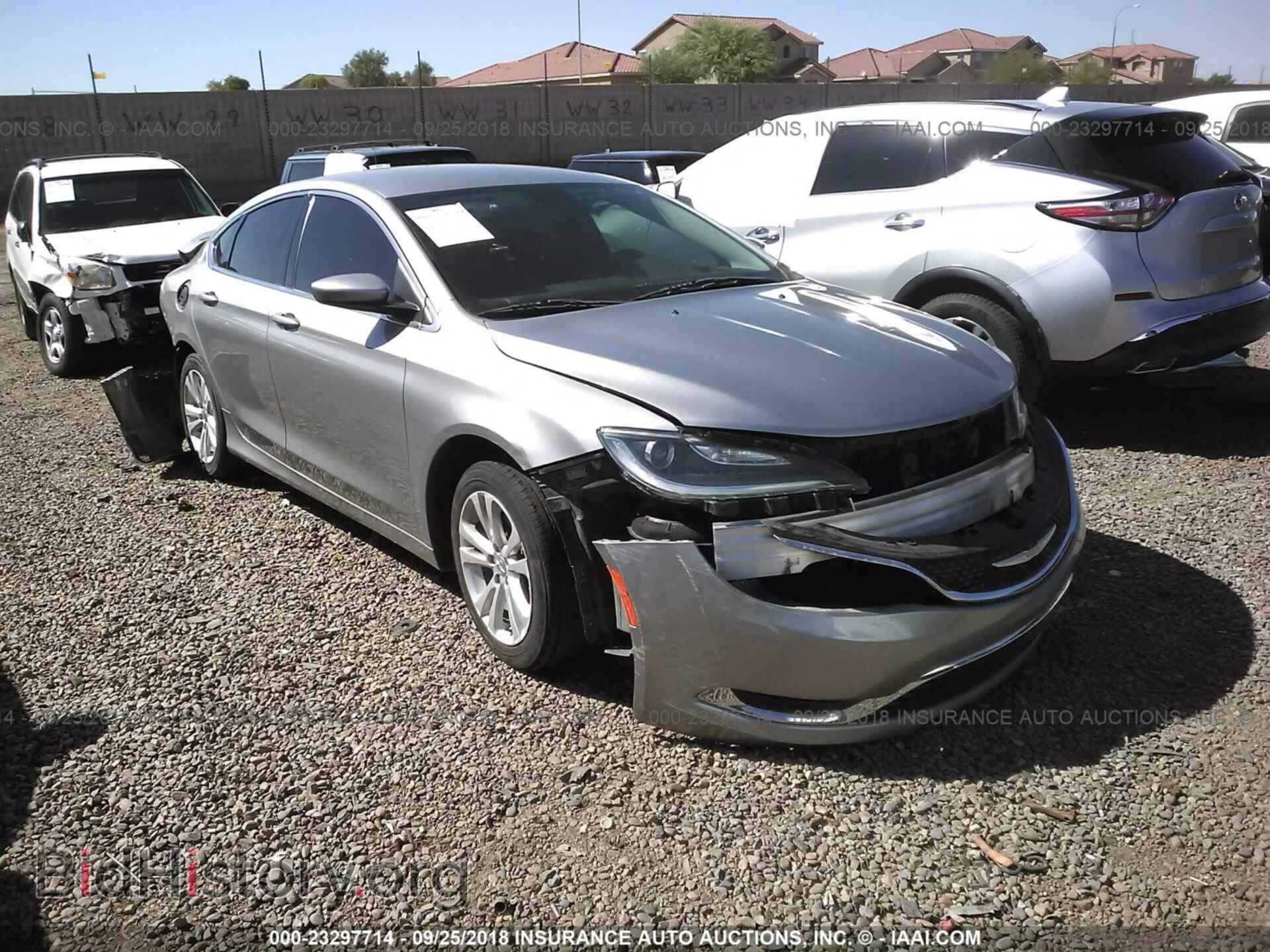 Photo 1C3CCCAB0FN685980 - Chrysler 200 2015