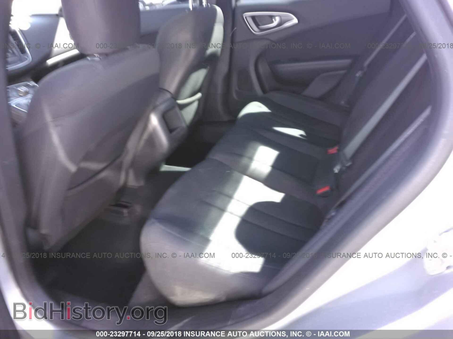 2015 Chrysler 200 - VIN: 1C3CCCAB0FN685980 - Фото 8
