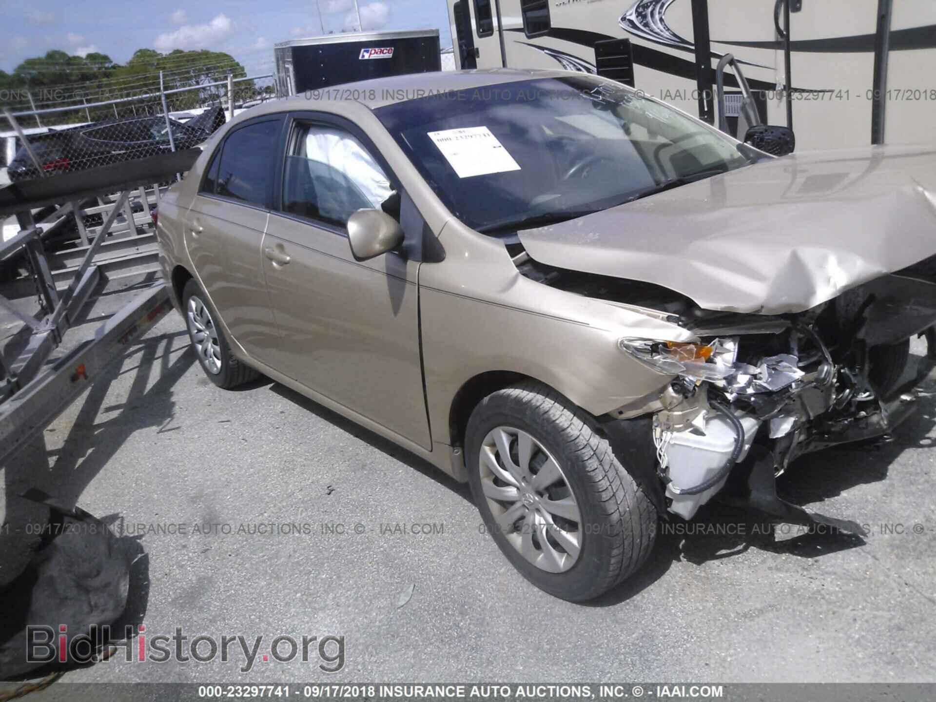 Photo 5YFBU4EE4DP212940 - Toyota Corolla 2013