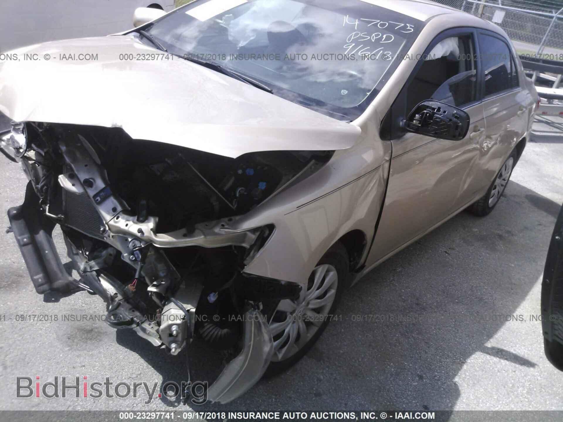 2013 Toyota Corolla - VIN: 5YFBU4EE4DP212940 - Photo 2
