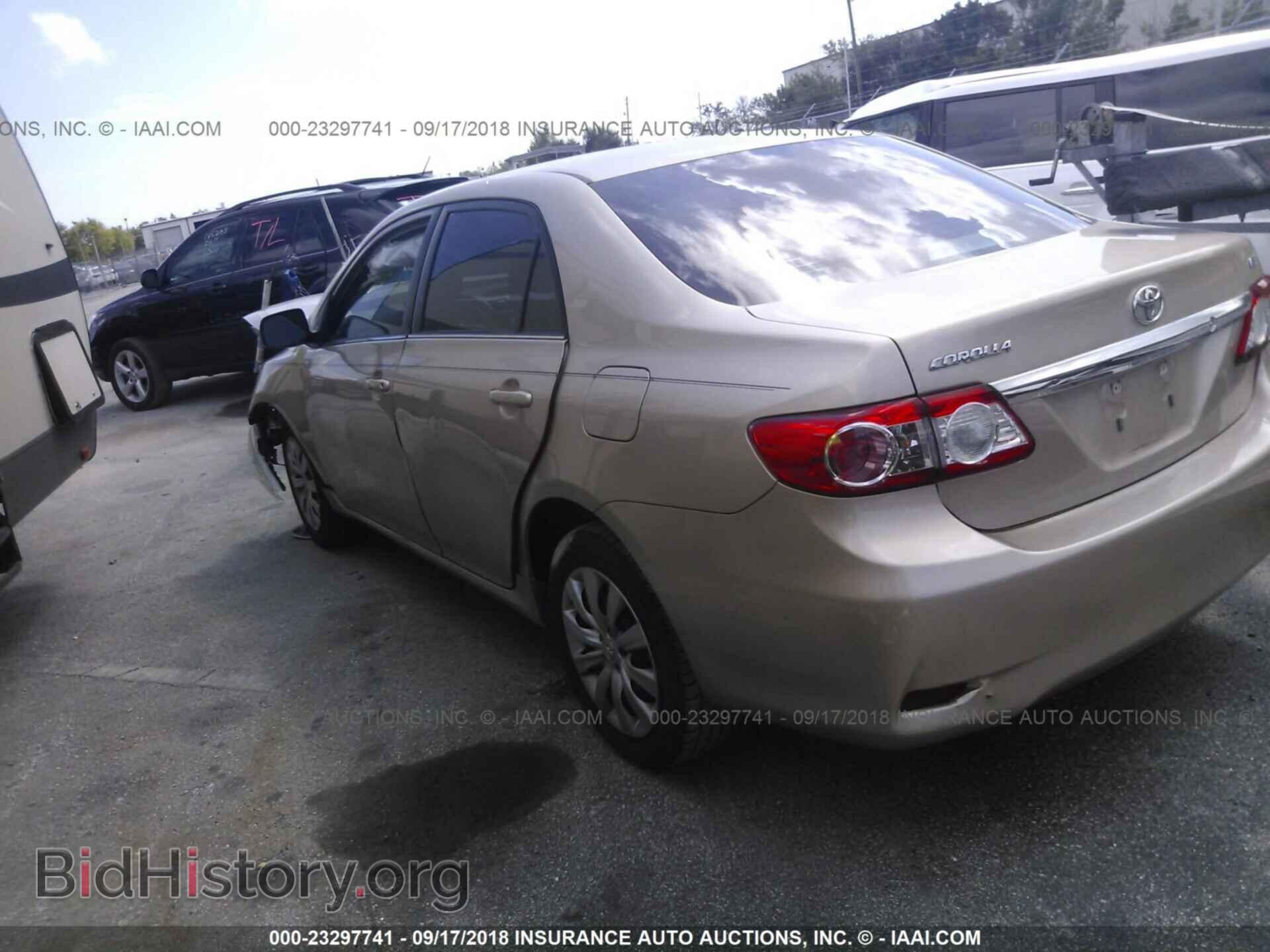 2013 Toyota Corolla - VIN: 5YFBU4EE4DP212940 - Photo 3