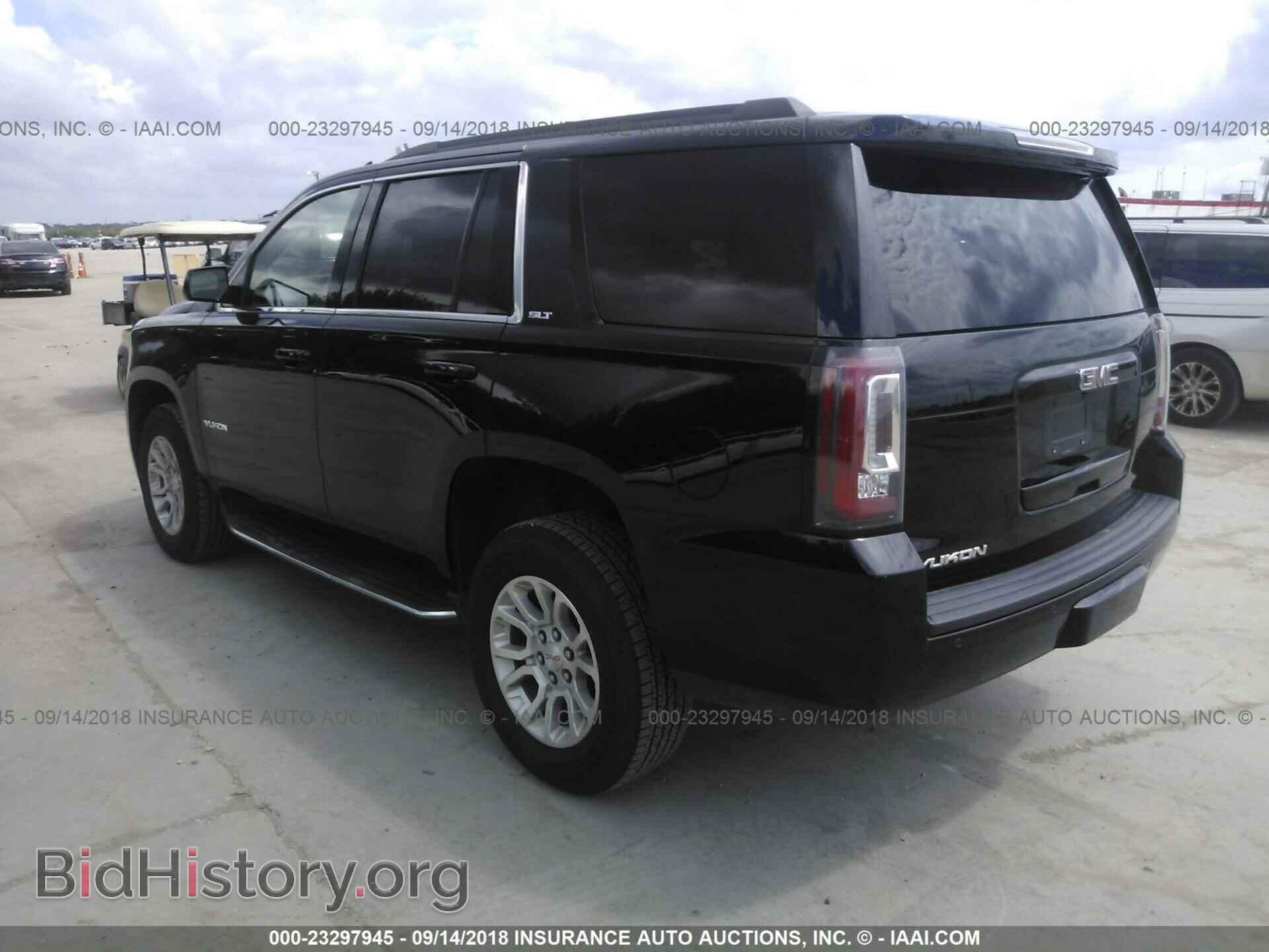 2017 Gmc Yukon - VIN: 1GKS2BKC2HR215672 - Фото 3
