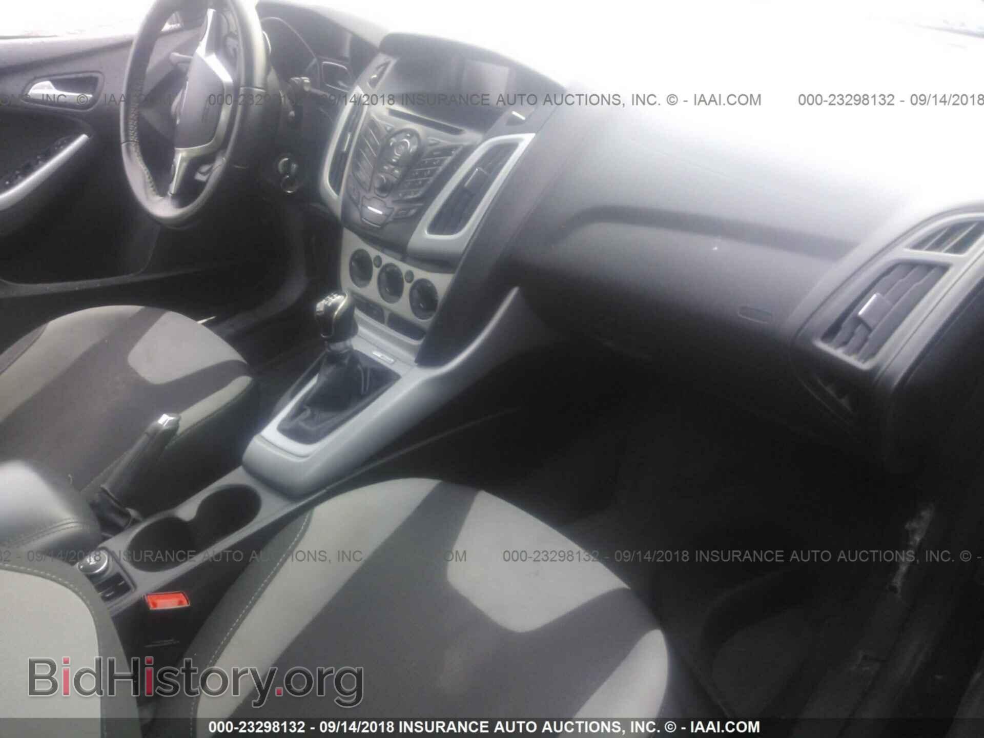 2012 Ford Focus - VIN: 1FAHP3K22CL371314 - Photo 5