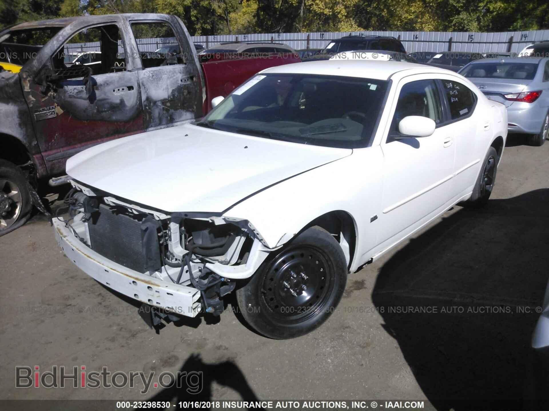 2010 DODGE CHARGER - VIN: 2B3CA3CV1AH198380 - Фото 2