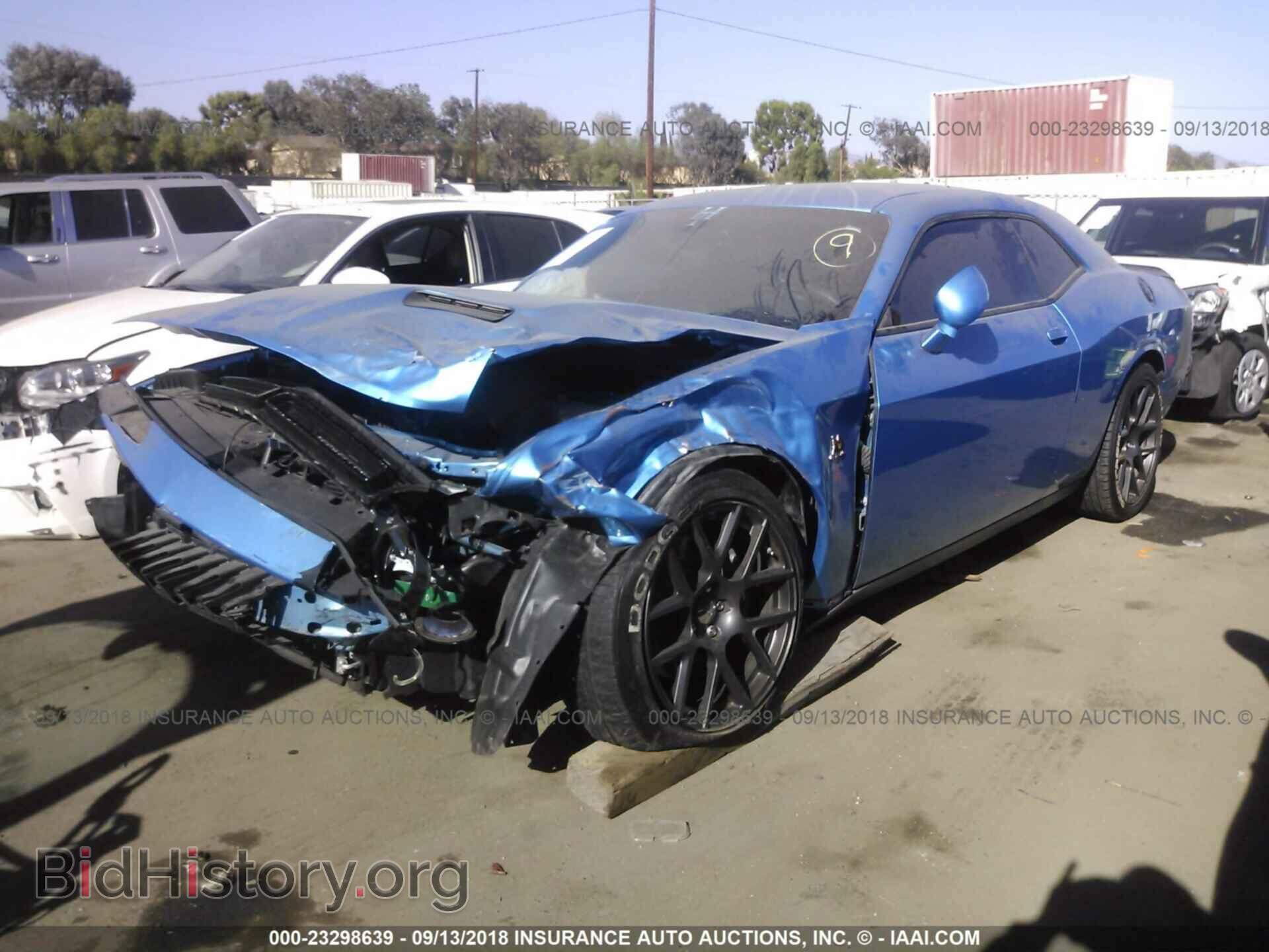 2016 Dodge Challenger - VIN: 2C3CDZFJ0GH114211 - Photo 2