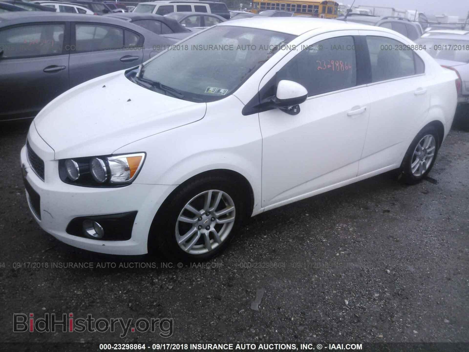 2012 Chevrolet Sonic - VIN: 1G1JC5SHXC4134225 - Фото 2