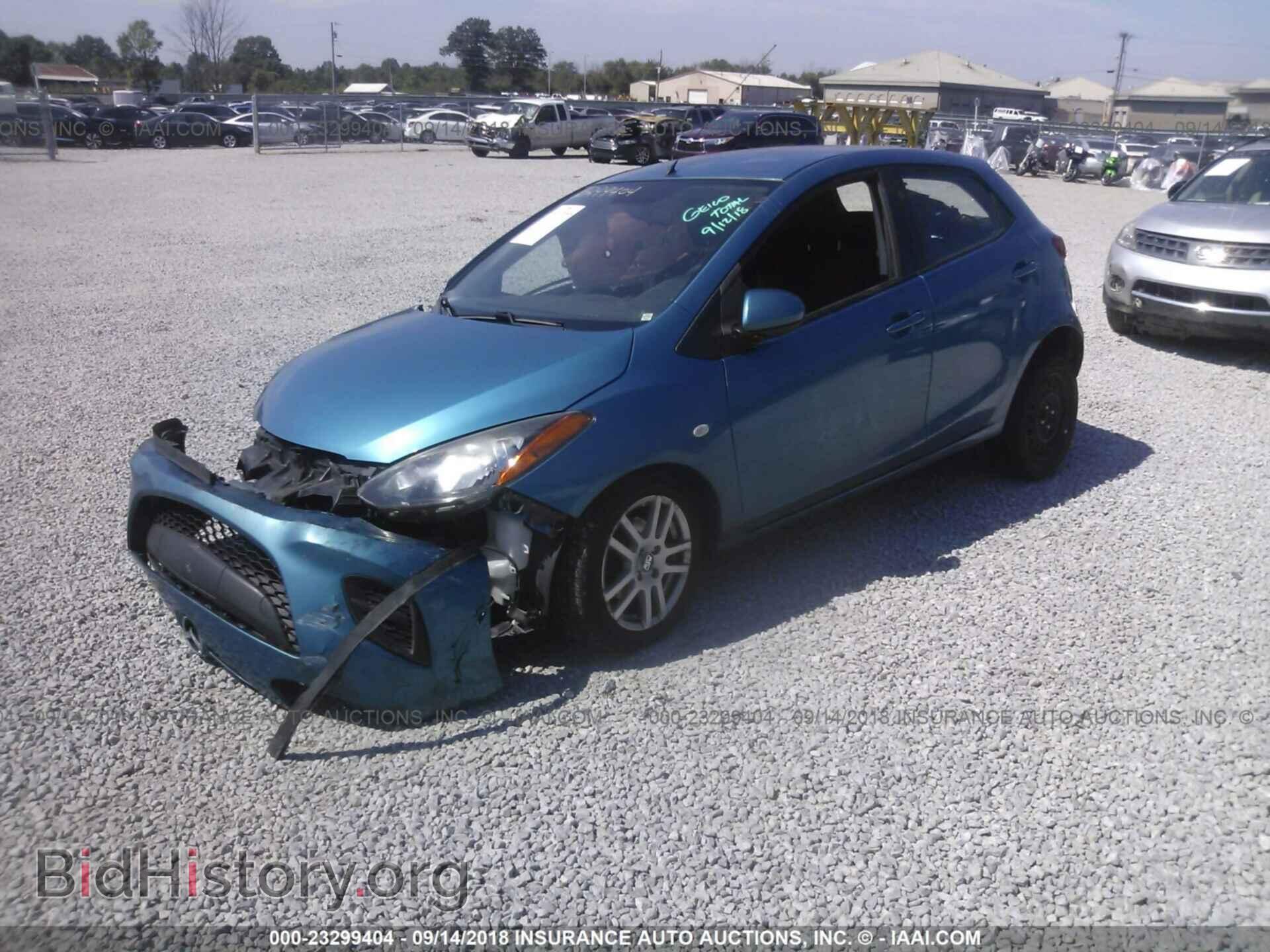 2011 MAZDA MAZDA2 - VIN: JM1DE1HY8B0109716 - Фото 2
