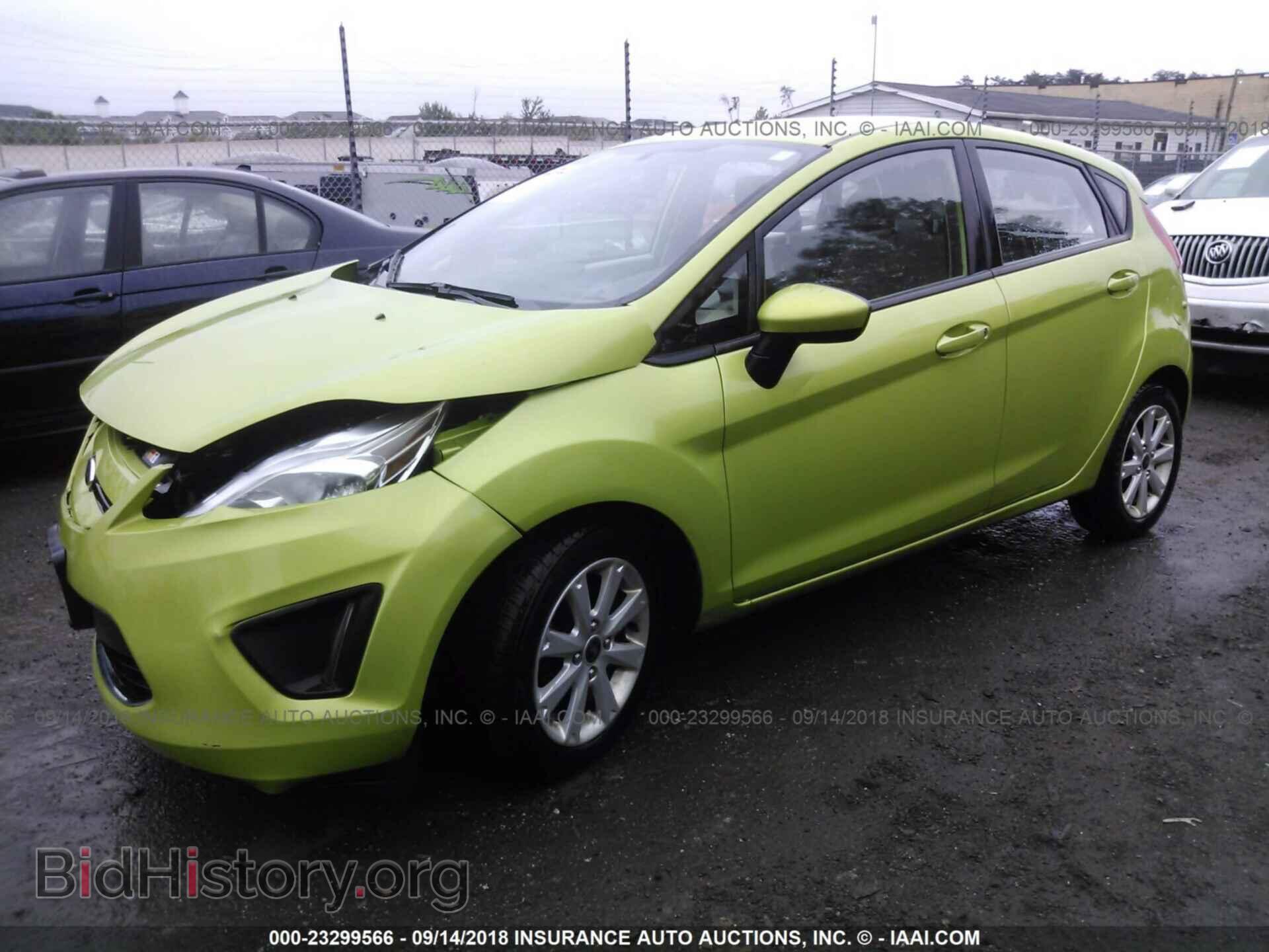 2011 Ford Fiesta - VIN: 3FADP4EJ0BM175232 - Фото 2
