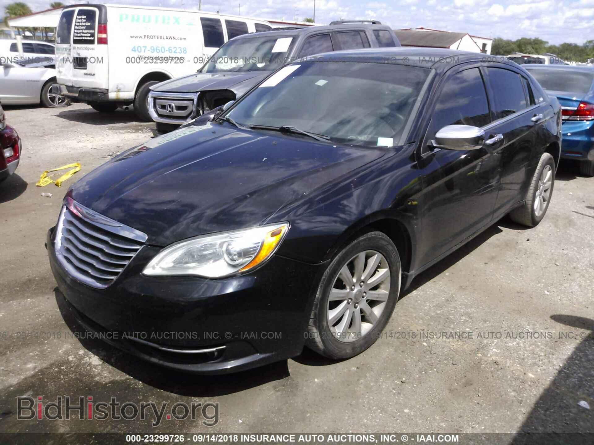 2013 CHRYSLER 200 - VIN: 1C3CCBCG0DN523752 - Photo 2