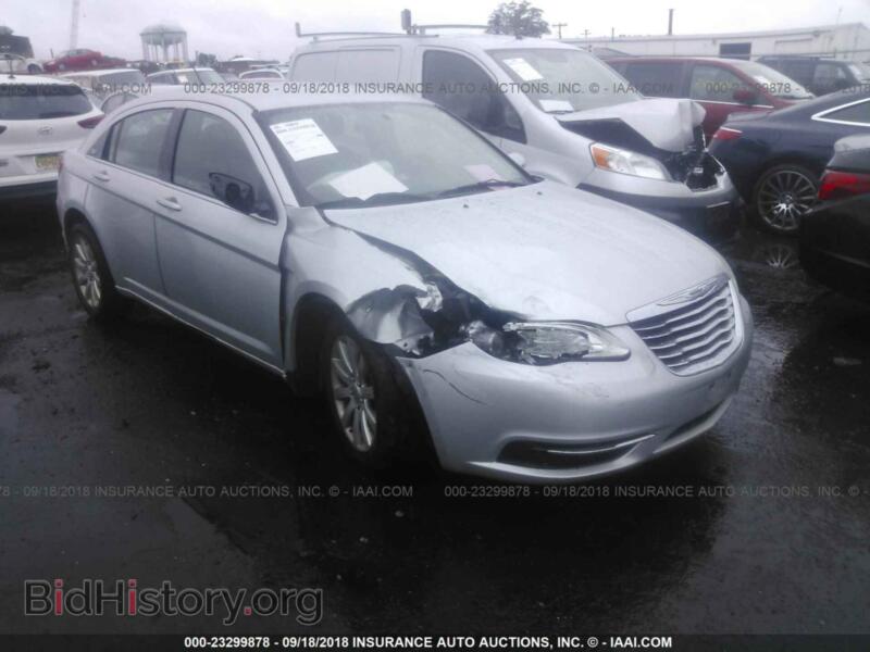 2012 Chrysler 200 Touring (VIN 1C3CCBBB6CN100551) — photo 1 of 10, IAAI, damage: right front