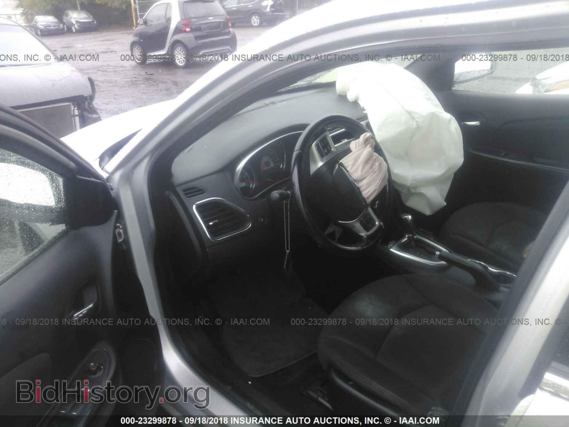 2012 CHRYSLER 200 - VIN: 1C3CCBBB6CN100551 - Фото 5