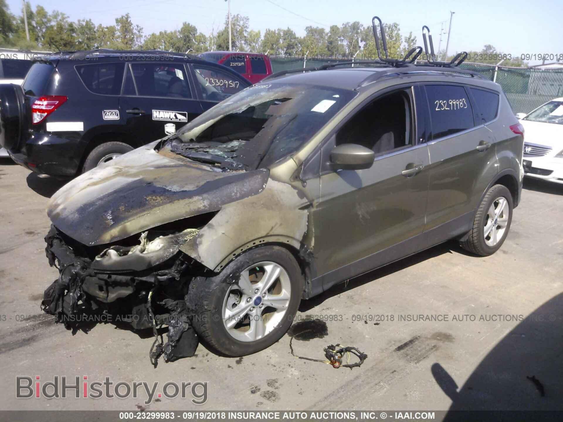 2013 Ford Escape - VIN: 1FMCU9GX2DUA35562 - Photo 2