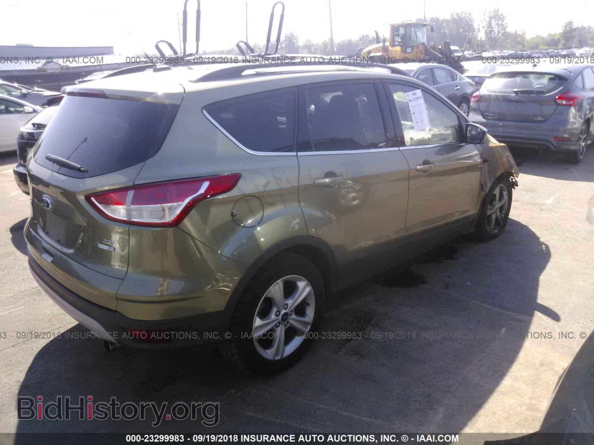 2013 Ford Escape - VIN: 1FMCU9GX2DUA35562 - Photo 4