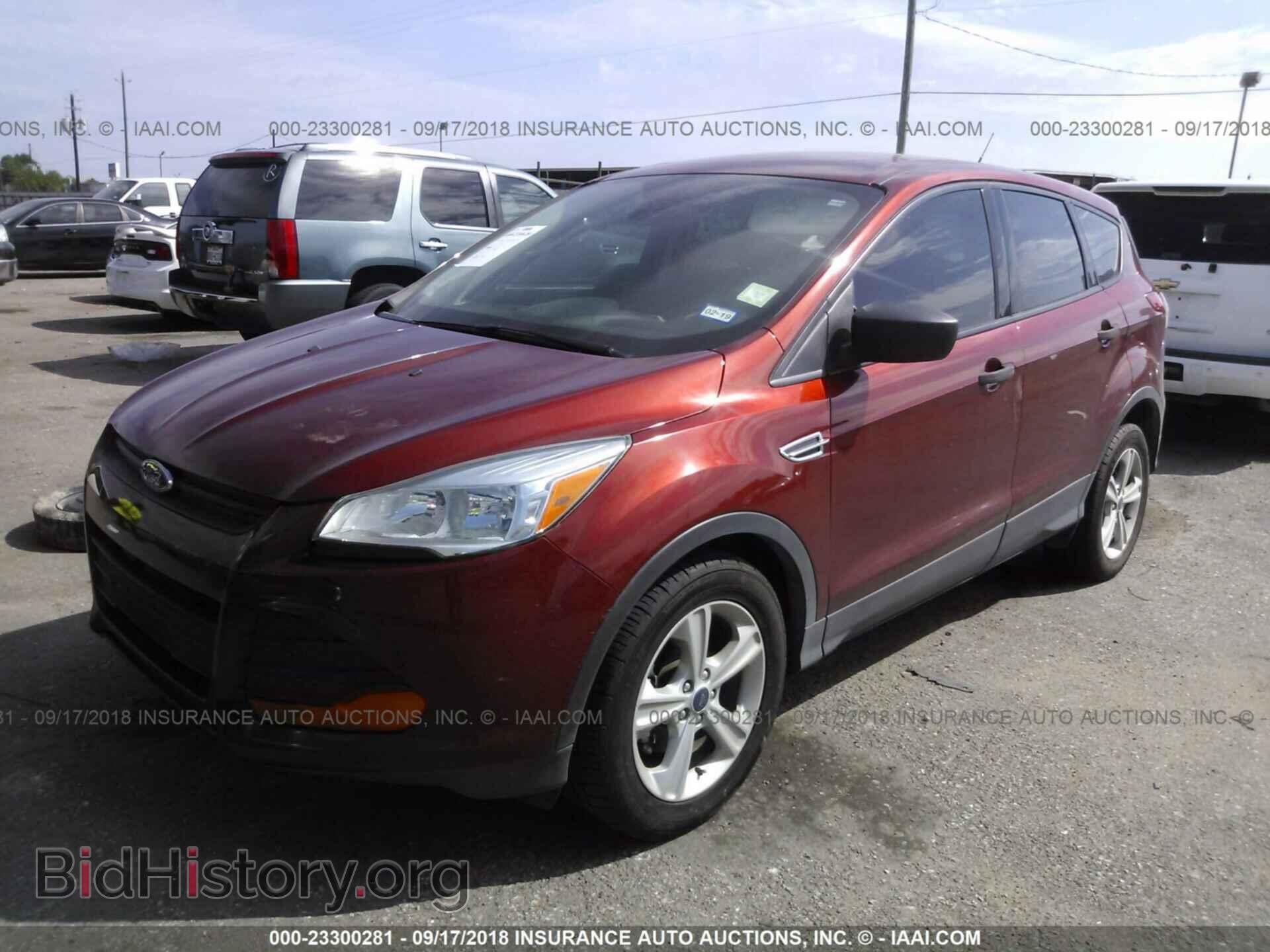 2014 Ford Escape - VIN: 1FMCU0F70EUE51768 - Фото 2