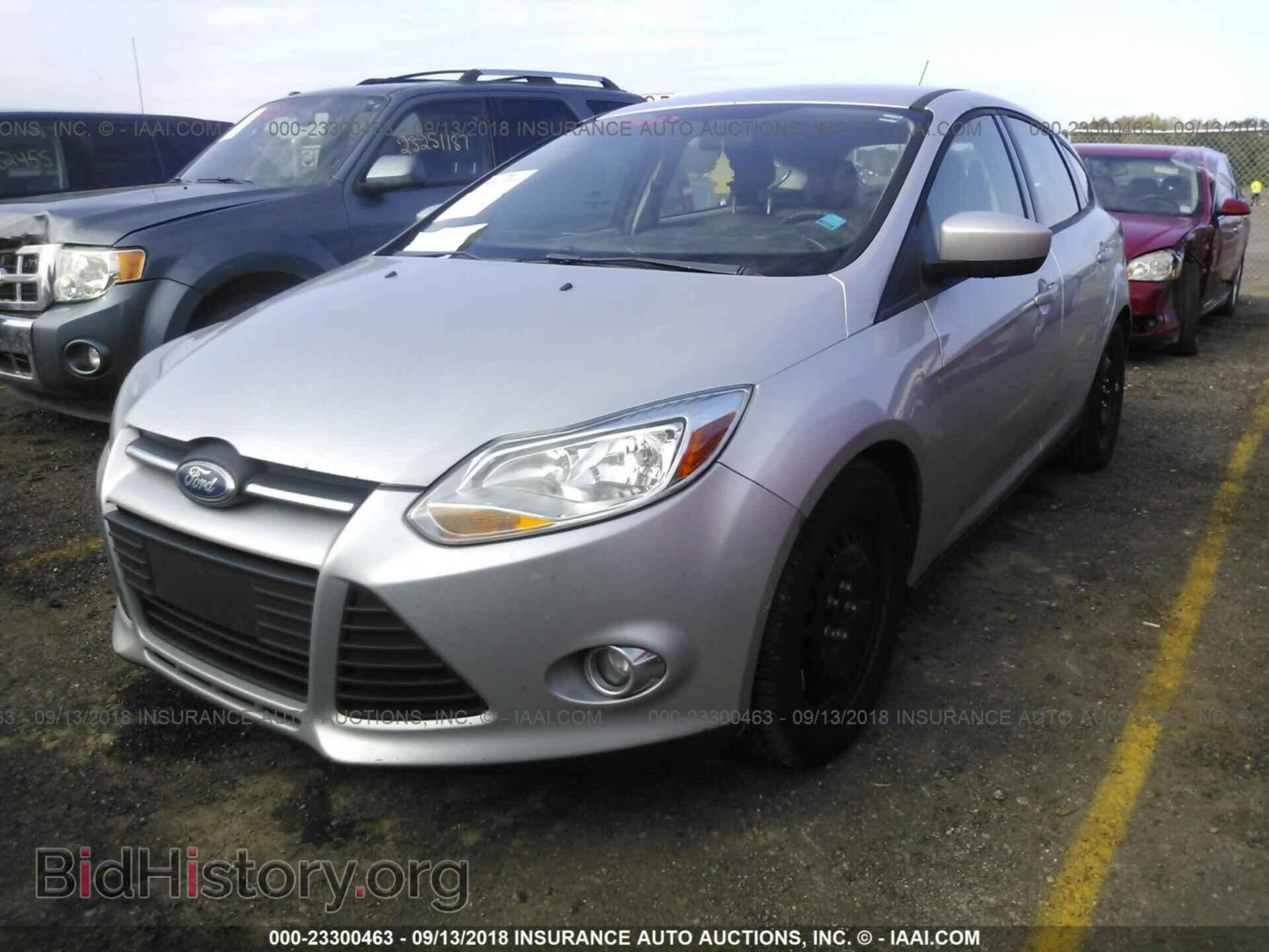 2012 Ford Focus - VIN: 1FAHP3K24CL226789 - Photo 2