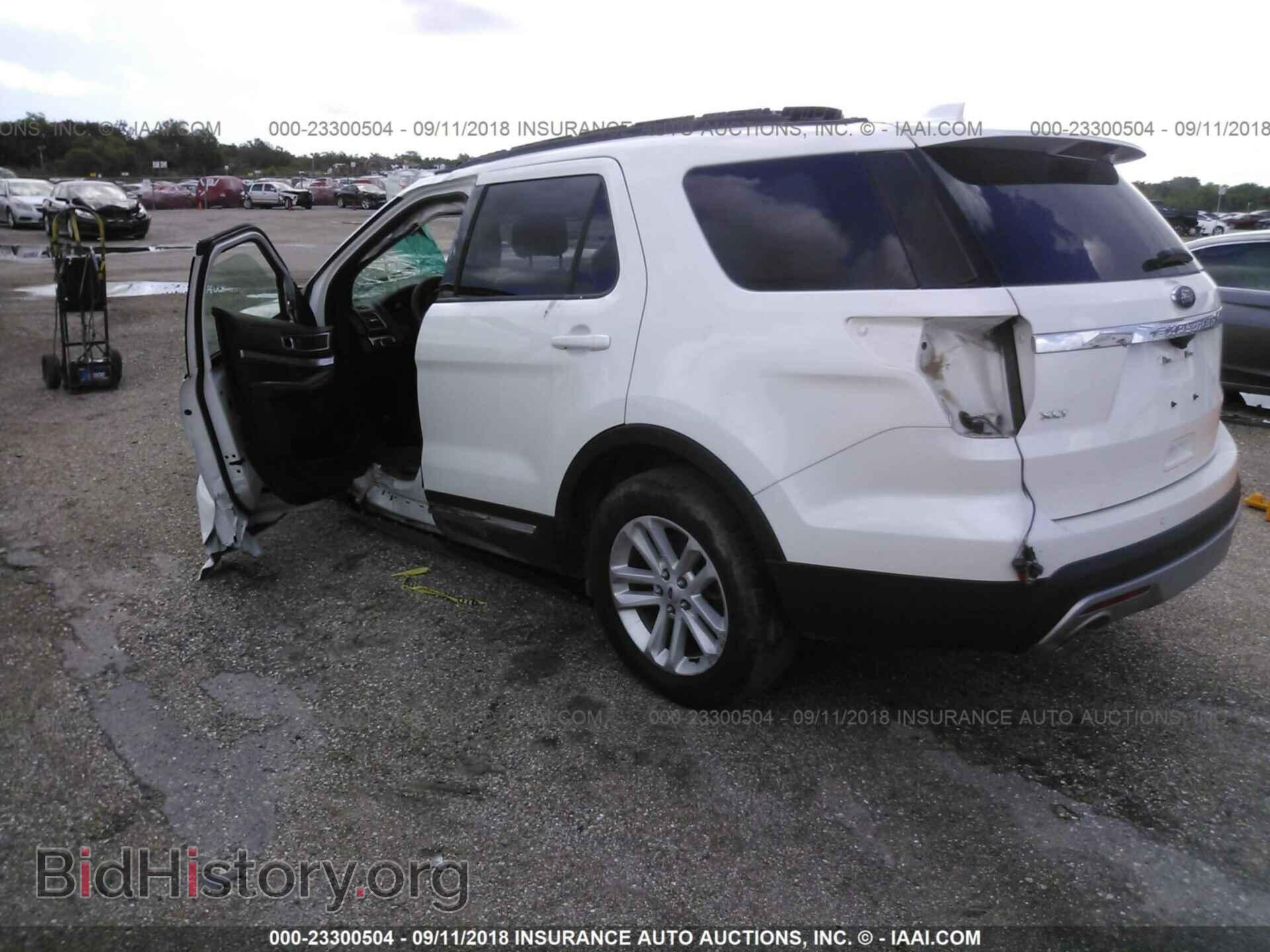 2017 Ford Explorer - VIN: 1FM5K7D8XHGA01664 - Фото 3