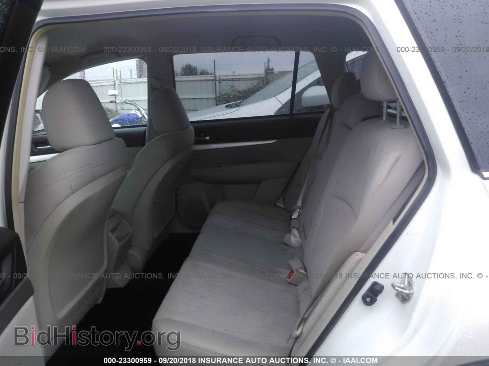 2013 Subaru Outback - VIN: 4S4BRCCC8D3207466 - Photo 8