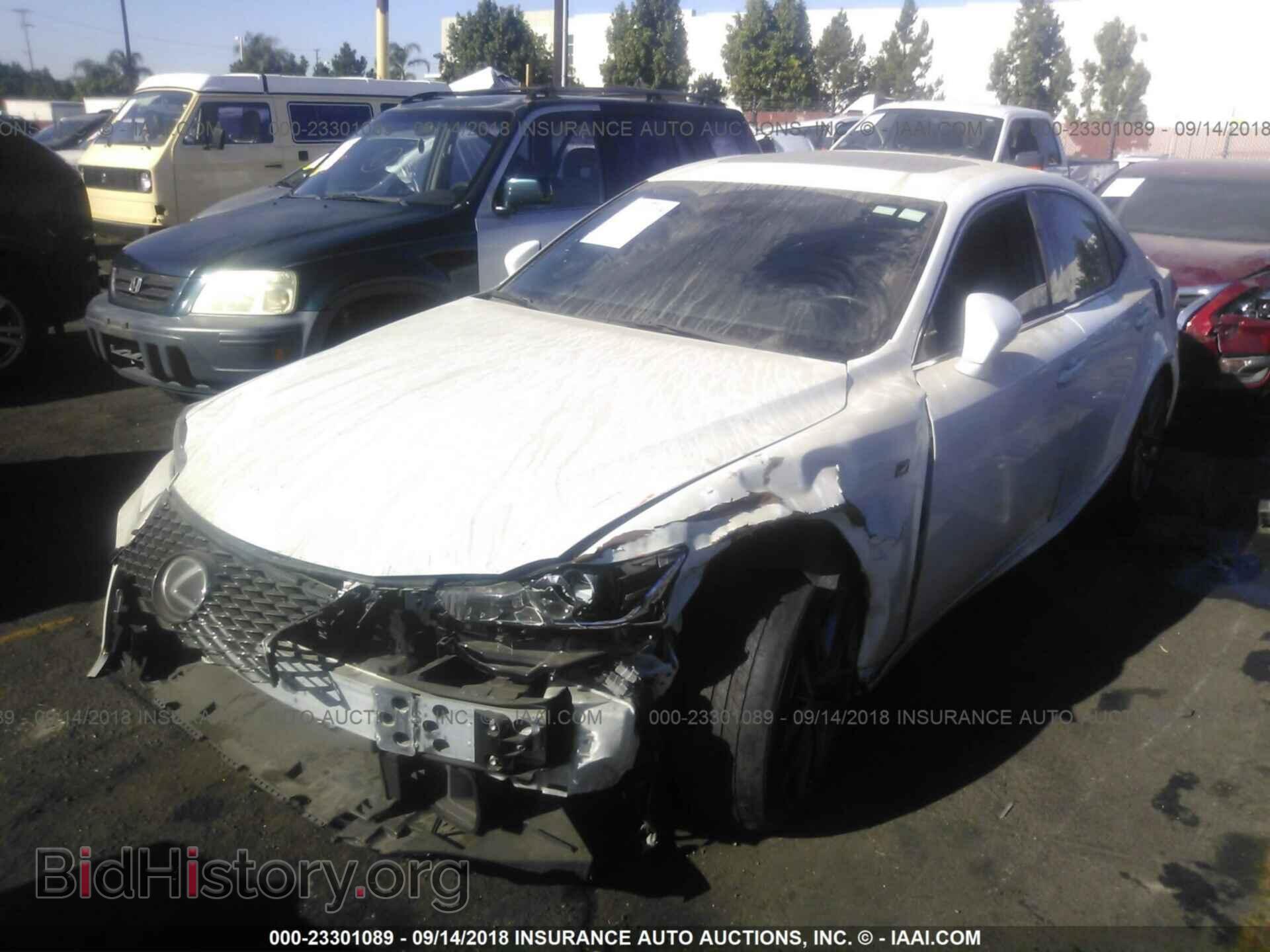 2017 Lexus Is - VIN: JTHBA1D24H5039937 - Photo 2