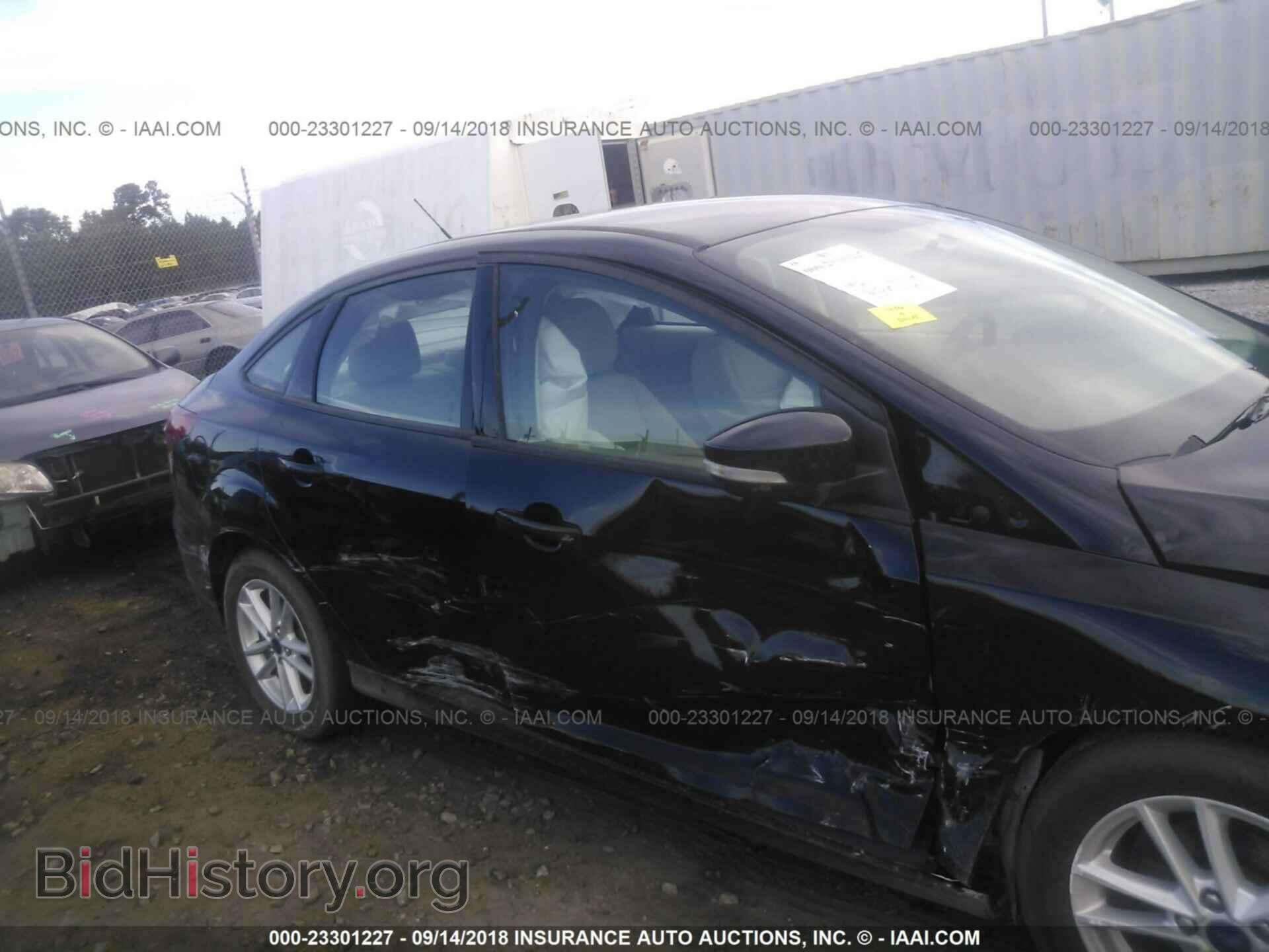 2017 Ford Focus - VIN: 1FADP3F28HL201510 - Фото 6