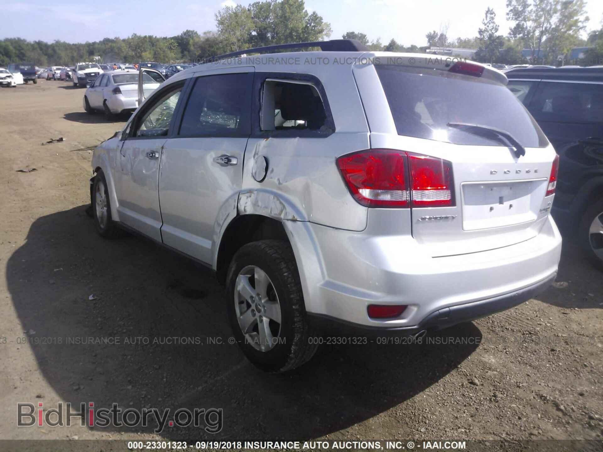 2012 Dodge Journey - VIN: 3C4PDCBG3CT208184 - Фото 3