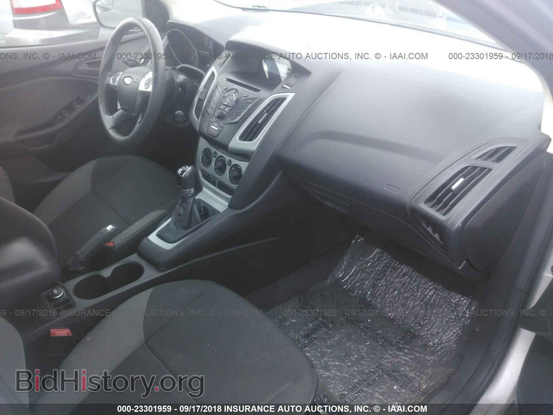 2012 Ford Focus - VIN: 1FAHP3F27CL290285 - Photo 5