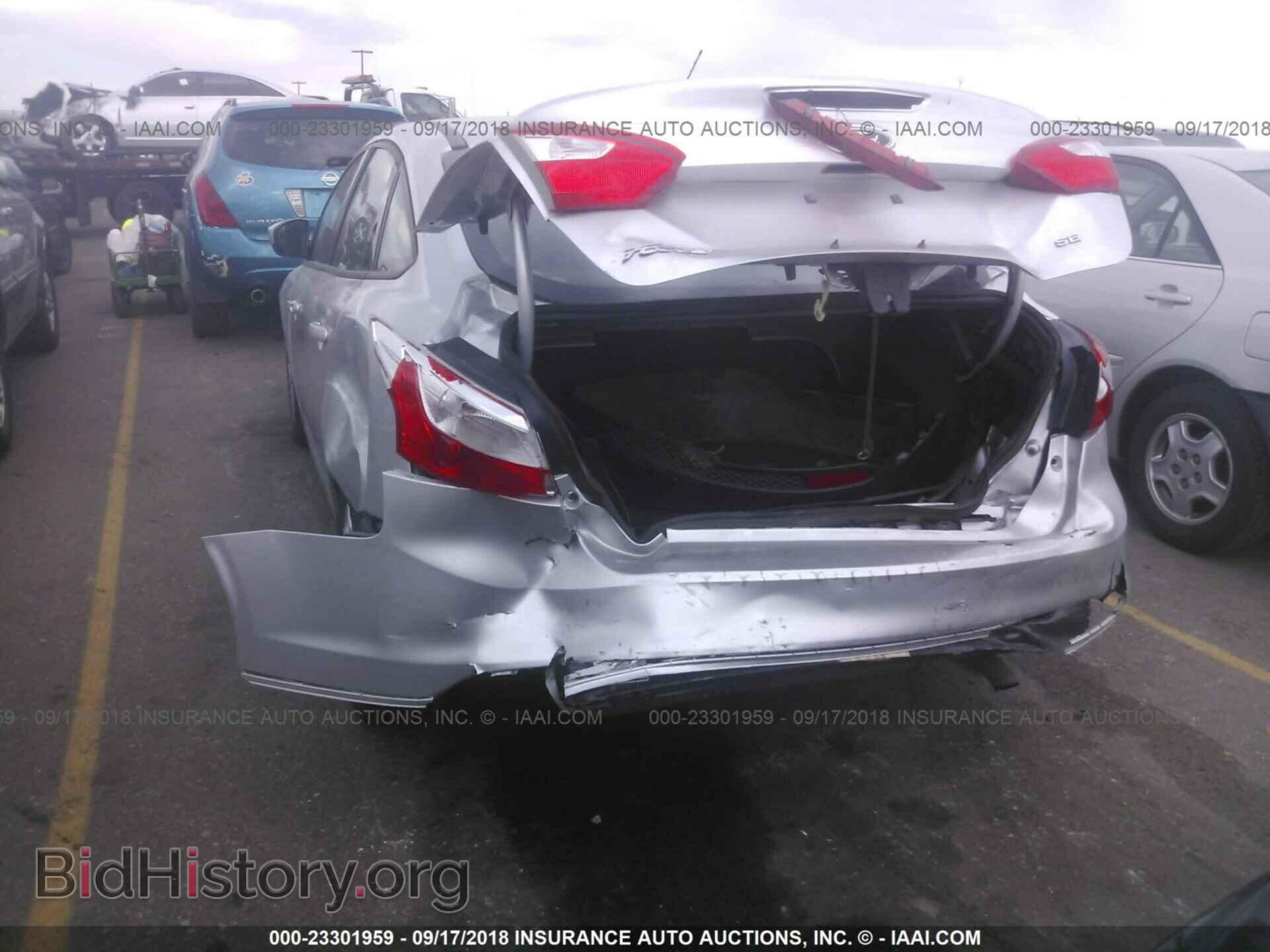 2012 Ford Focus - VIN: 1FAHP3F27CL290285 - Photo 6