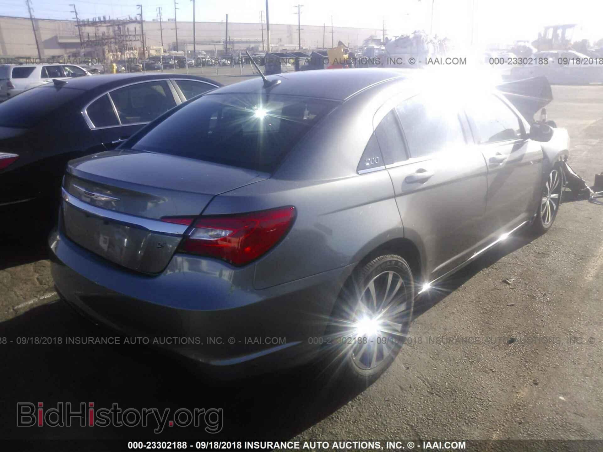 2013 CHRYSLER 200 - VIN: 1C3CCBBG4DN747253 - Photo 4