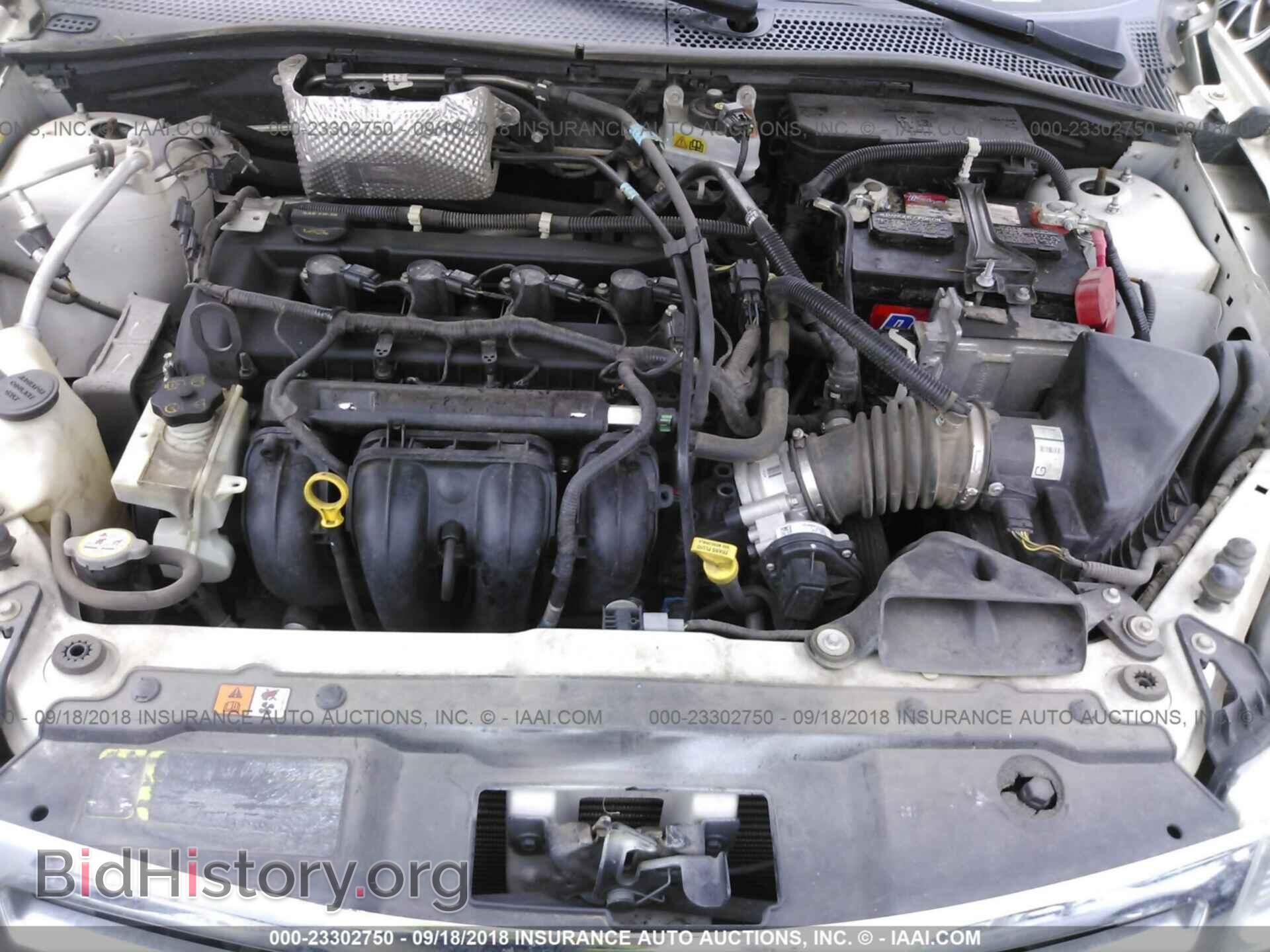 2011 Ford Focus - VIN: 1FAHP3FN6BW181758 - Фото 10
