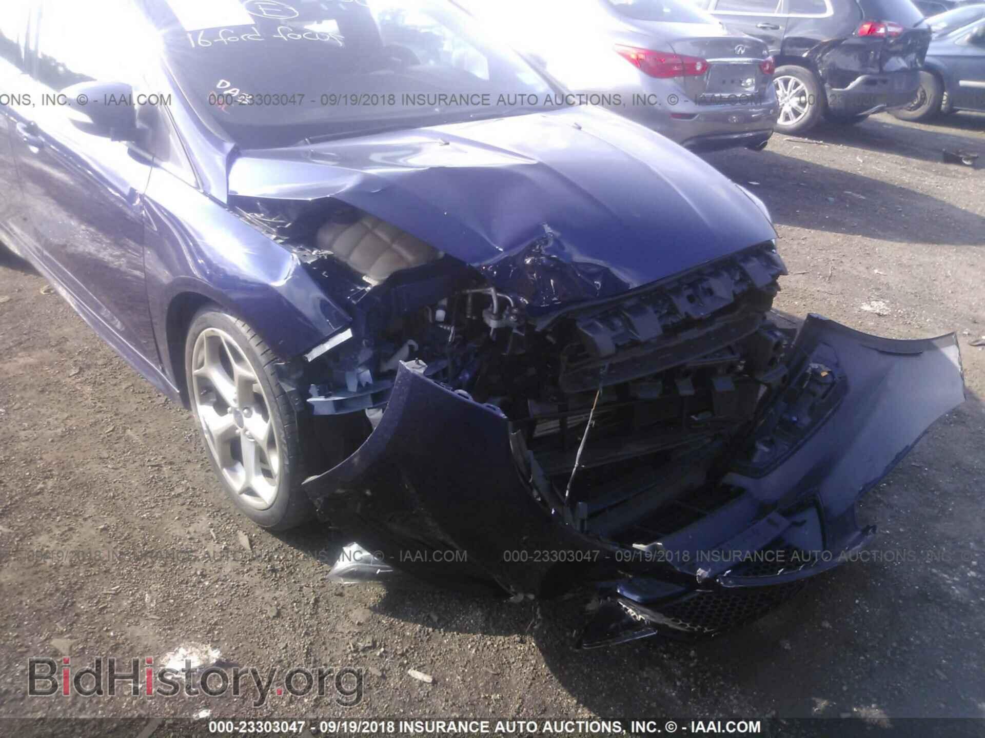 2016 Ford Focus - VIN: 1FADP3L93GL273571 - Photo 6
