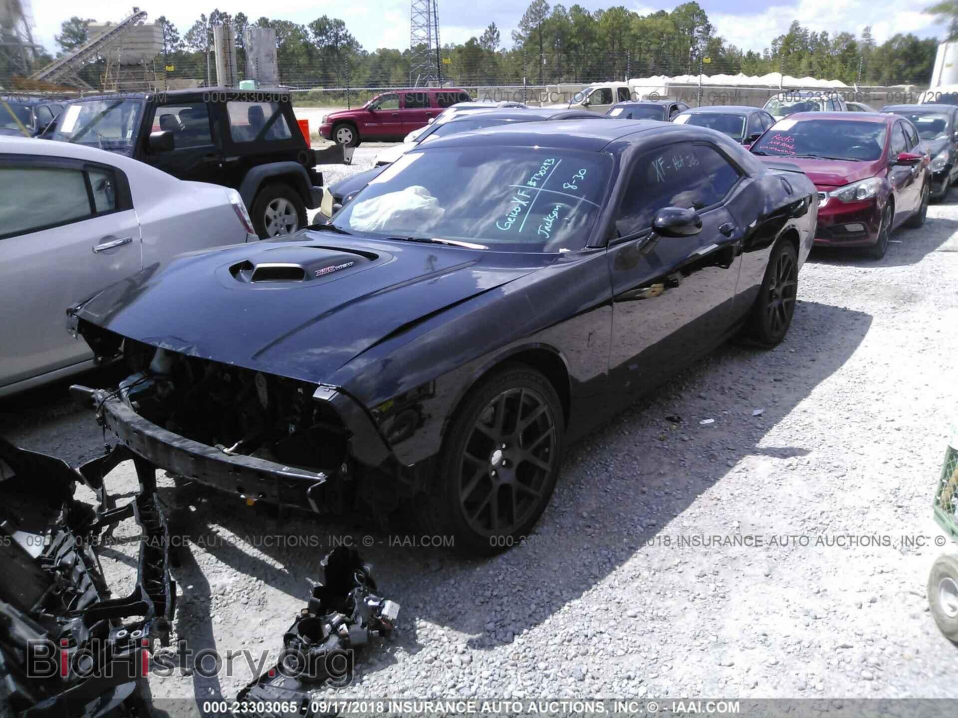 2016 Dodge Challenger - VIN: 2C3CDZFJ2GH284327 - Photo 2