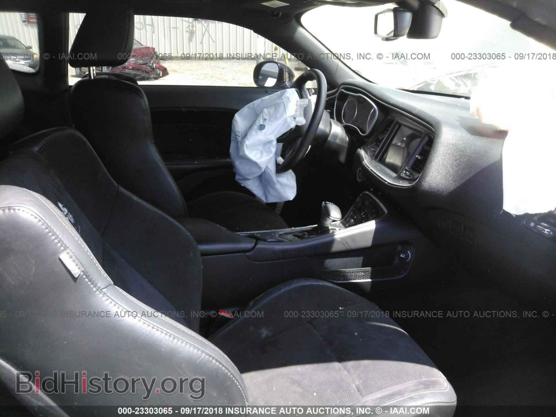 2016 Dodge Challenger - VIN: 2C3CDZFJ2GH284327 - Photo 5