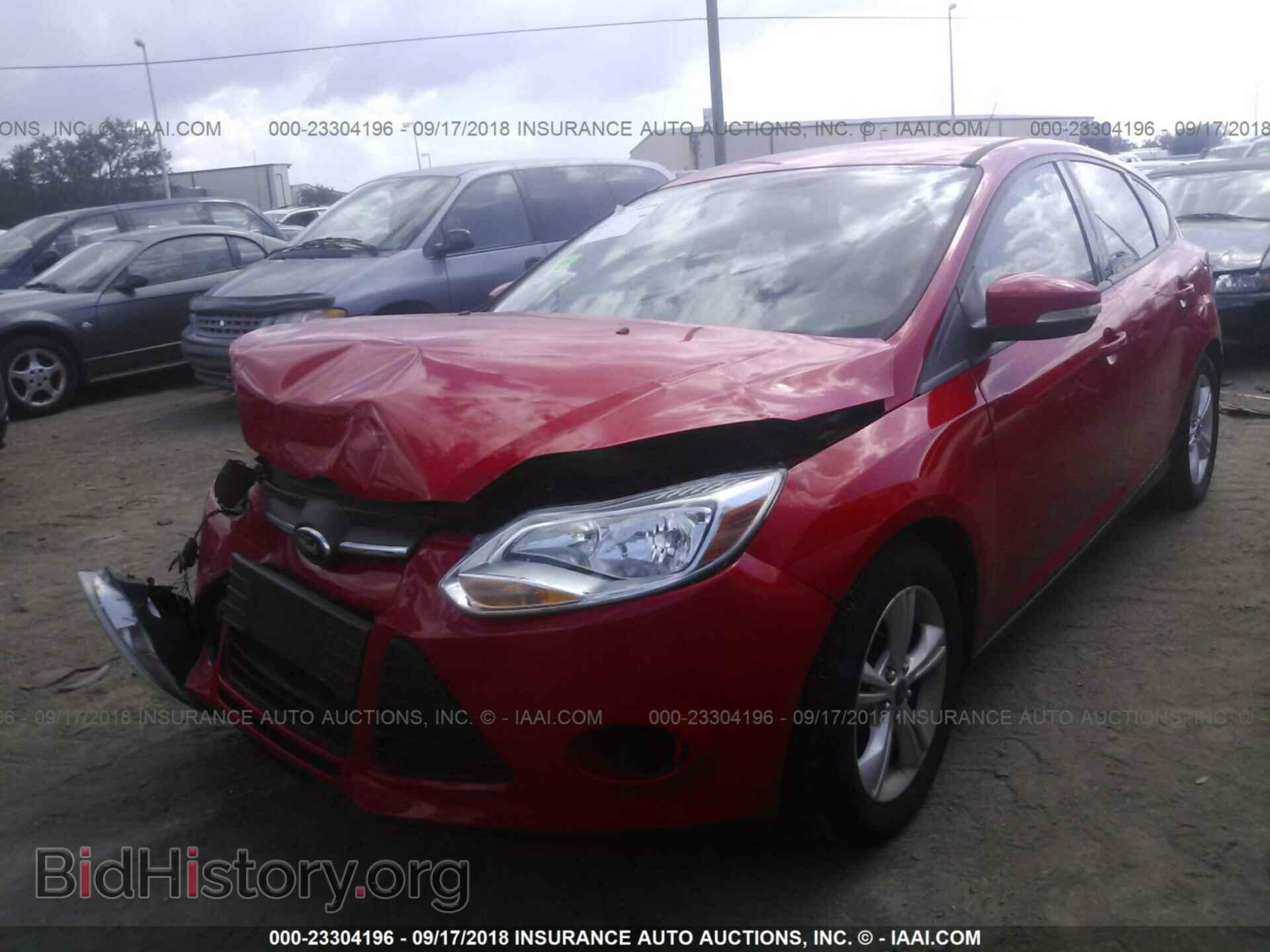 2014 Ford Focus - VIN: 1FADP3K22EL333809 - Фото 2