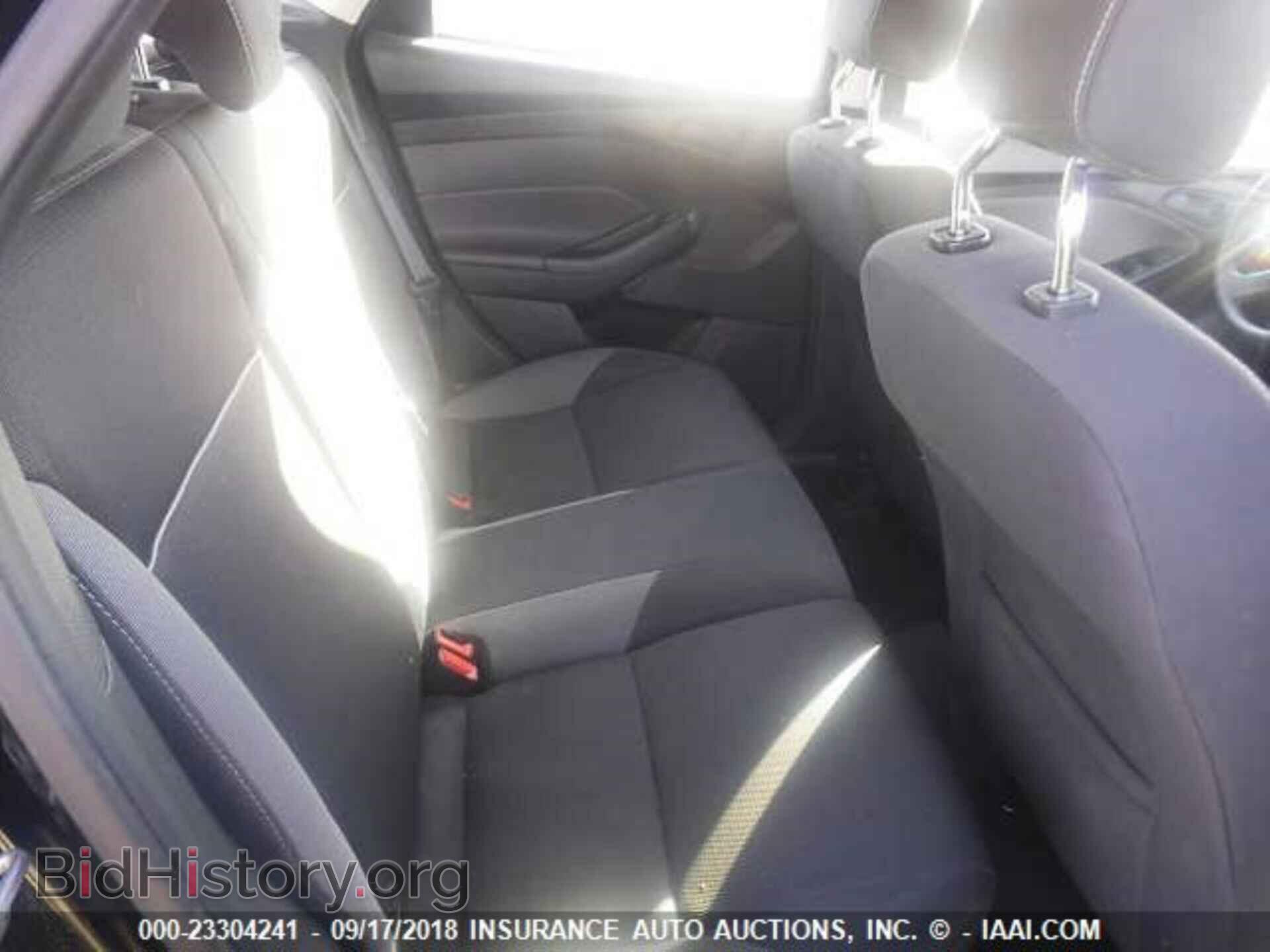 2012 Ford Focus - VIN: 1FAHP3K2XCL209253 - Photo 8