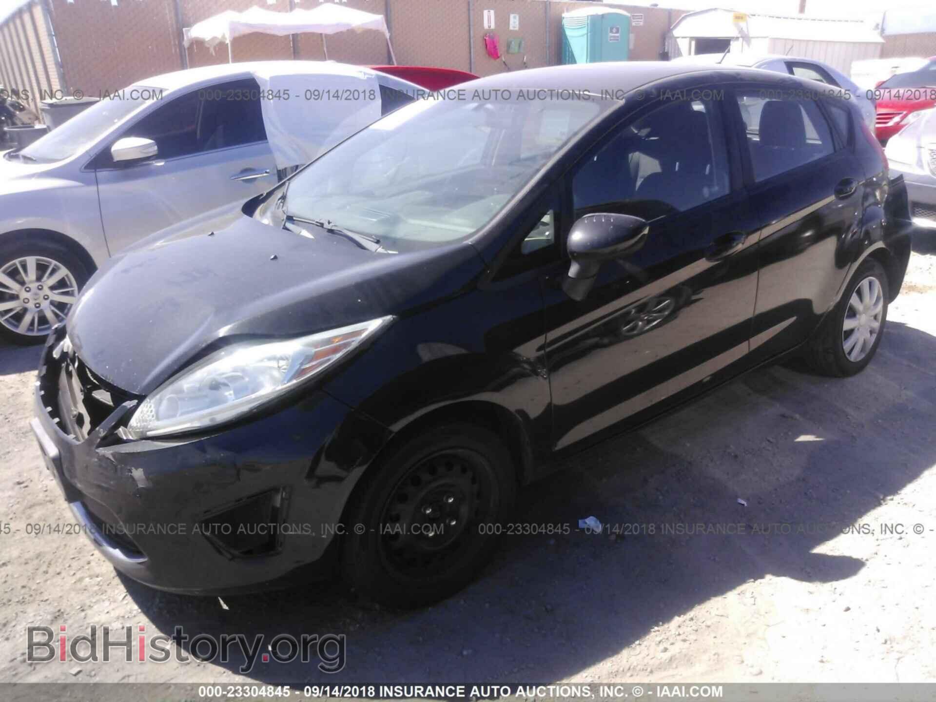 2011 Ford Fiesta - VIN: 3FADP4EJ9BM180686 - Фото 2