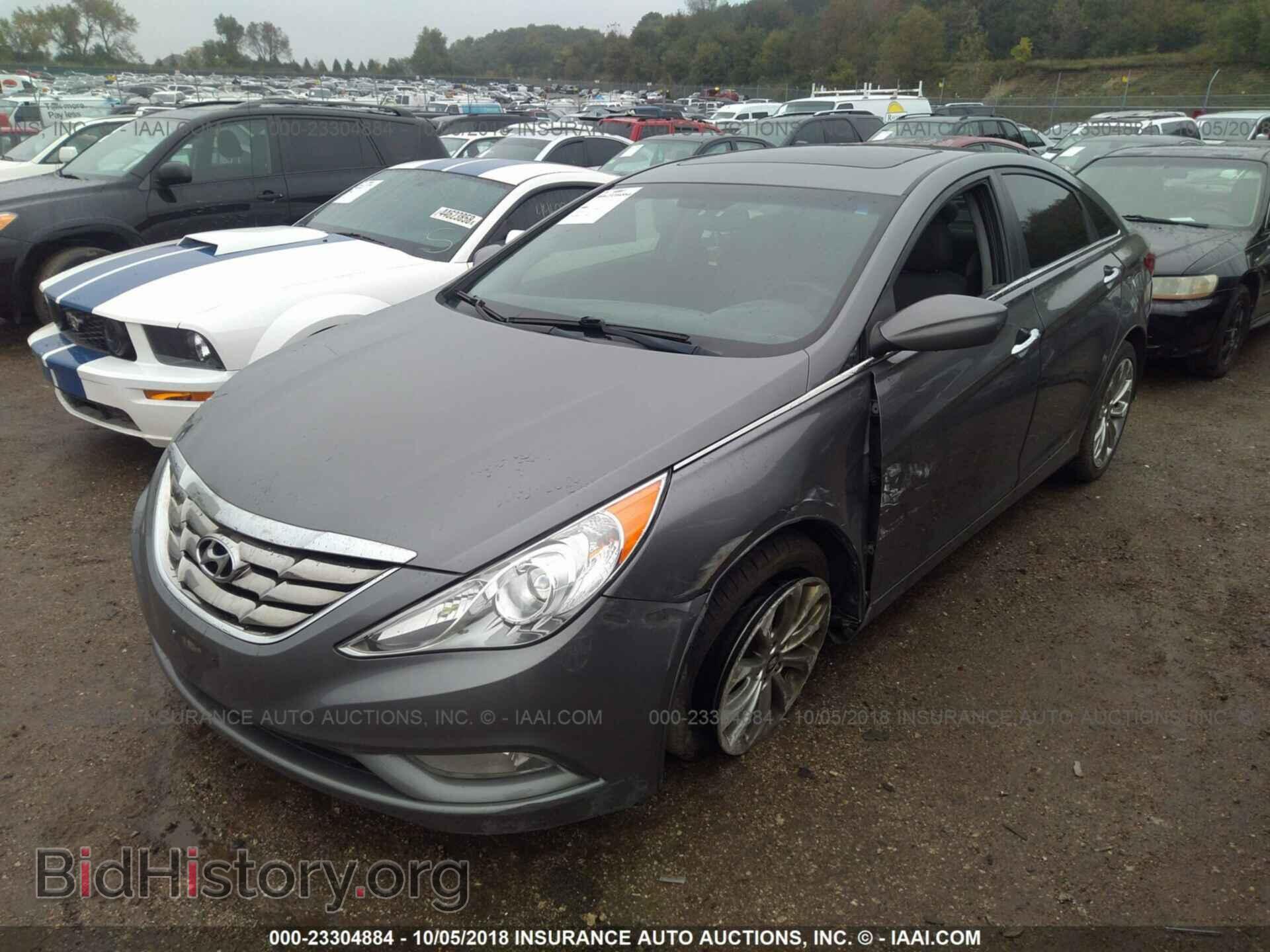 2012 Hyundai Sonata - VIN: 5NPEC4AC1CH413520 - Photo 2