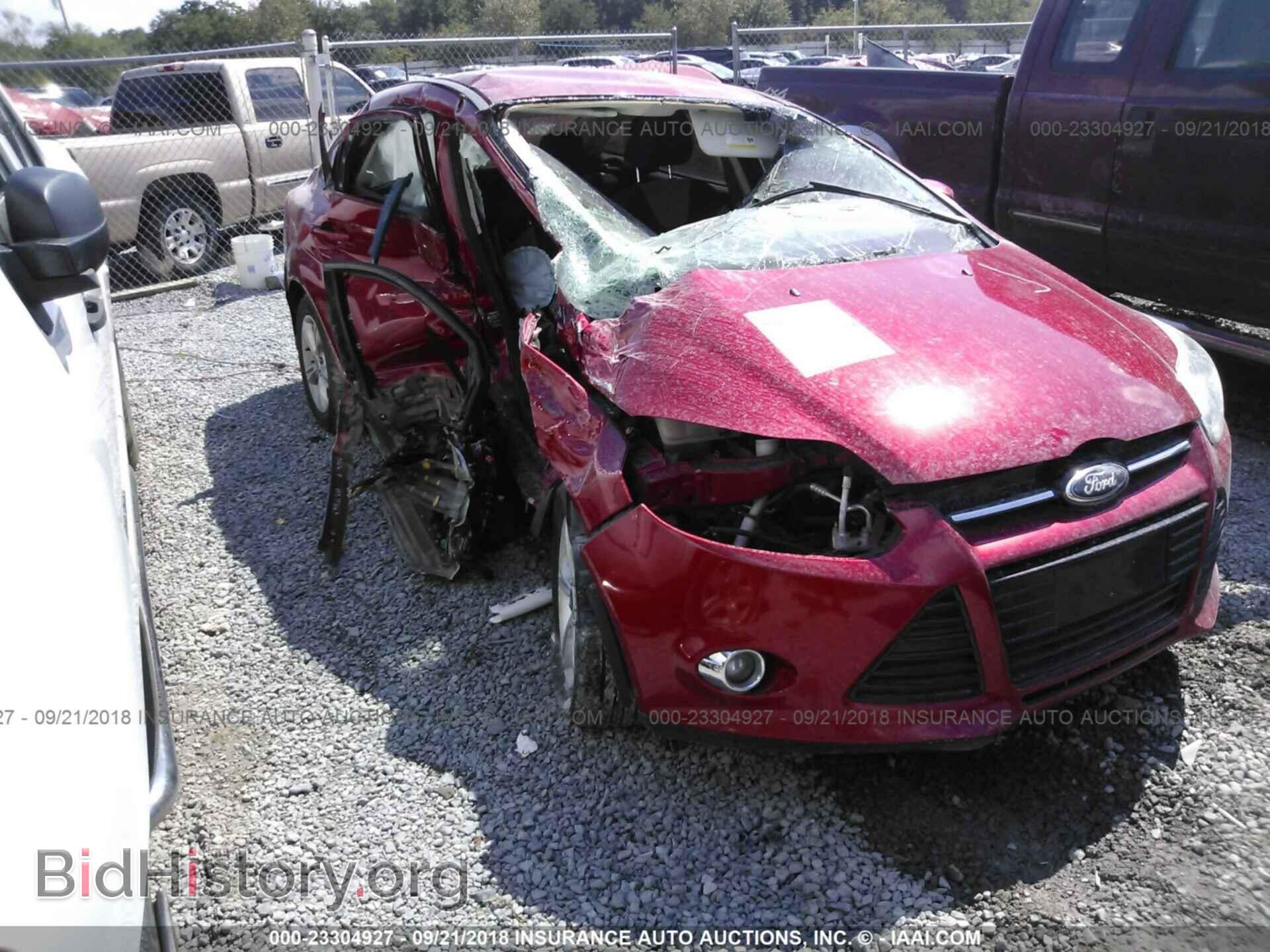Photo 1FAHP3F27CL449130 - Ford Focus 2012