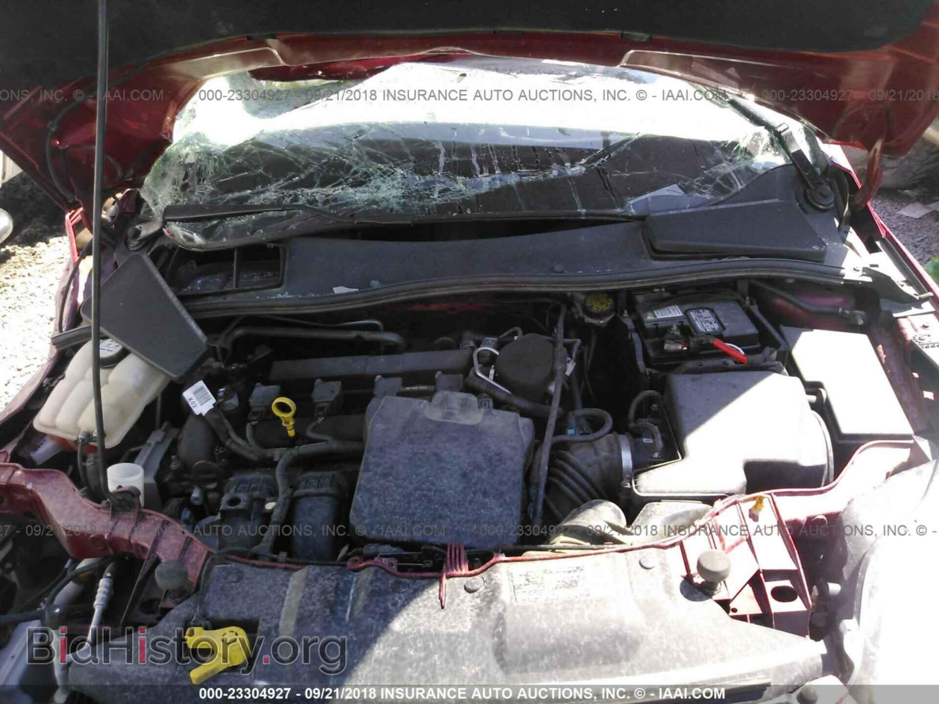 2012 Ford Focus - VIN: 1FAHP3F27CL449130 - Photo 10