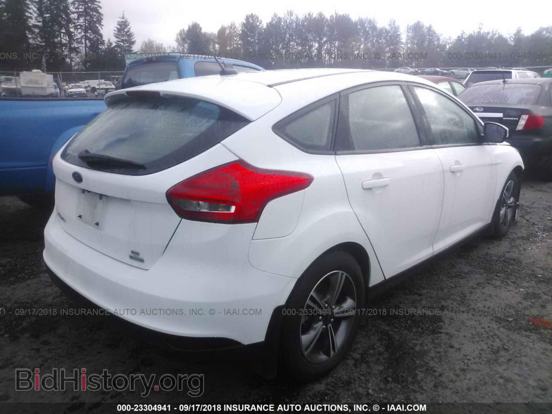 2016 Ford Focus - VIN: 1FADP3KE8GL297671 - Photo 4