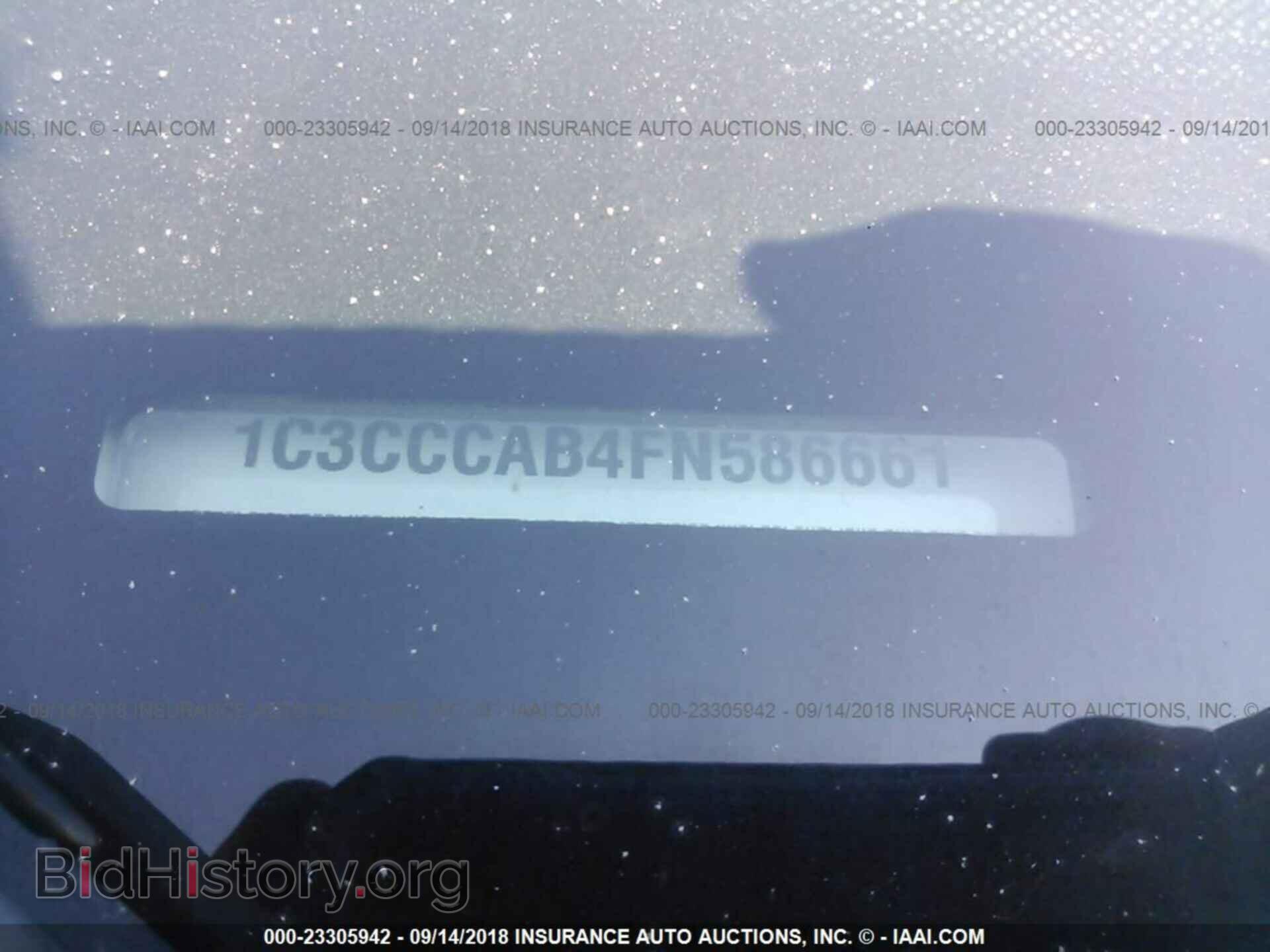 2015 Chrysler 200 - VIN: 1C3CCCAB4FN586661 - Photo 9