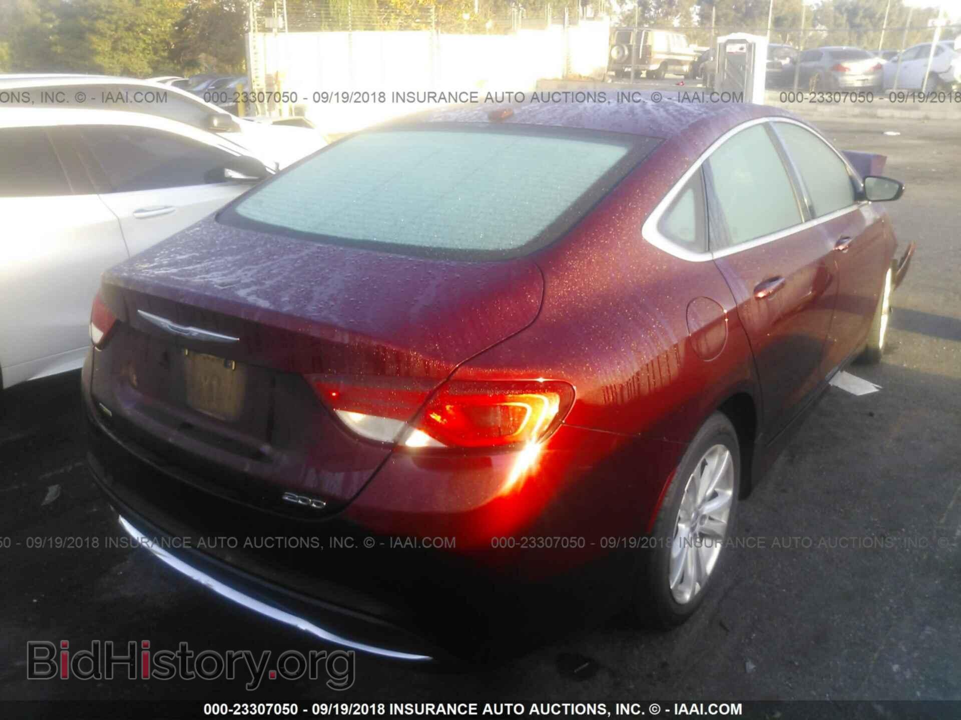 2016 Chrysler 200 - VIN: 1C3CCCAB8GN105795 - Photo 4
